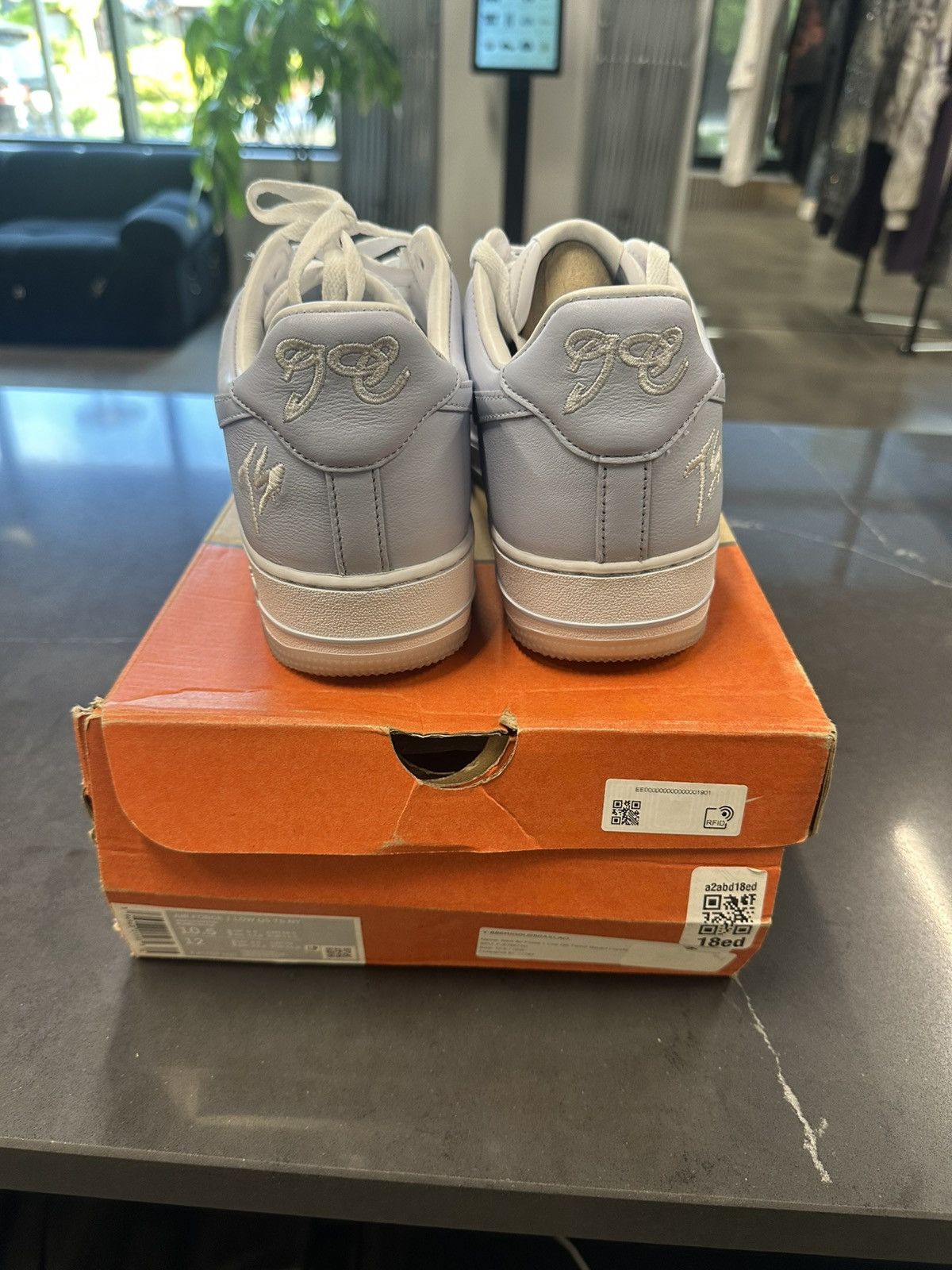 Nike Nike air force 1 low QS terror squad loyalty Size US 10.5 / EU 43-44 - 3 Thumbnail