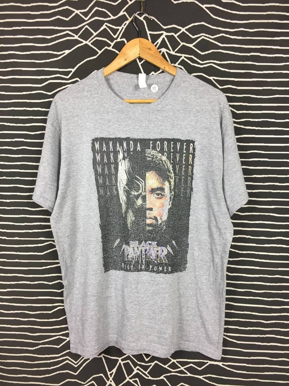 Marvel Comics × Vintage Vtg Black Panther Chadwick Boseman Rest In Power Tee Size US L / EU 52-54 / 3 - 2 Thumbnail