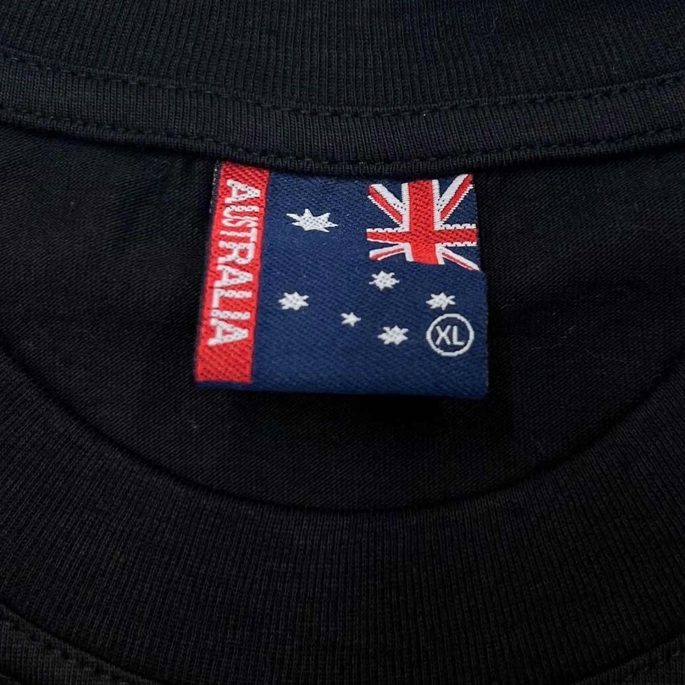 Vintage VINTAGE Early 00’s Remember Australia Beer Novelty Souvenir Graphic Black T-Shirt XL Mens Short Sleeve Cotton Tee Size US XL / EU 56 / 4 - 2 Thumbnail