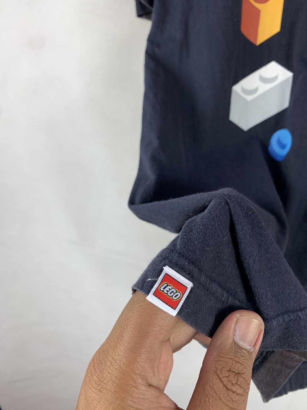 LEGO Steals! Uniqlo UT x Lego Toys Tee Size US M / EU 48-50 / 2 - 3 Thumbnail