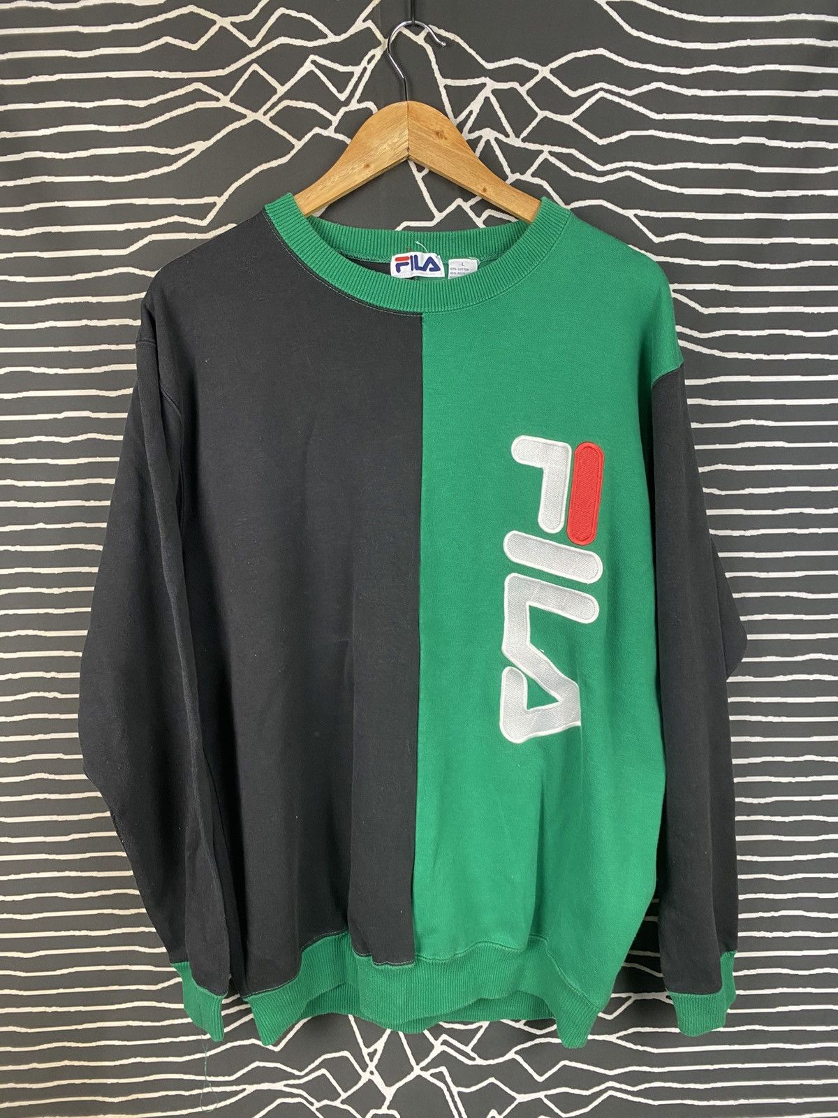 Fila 90s Vintage FILA Big Logo Two-Tone Crewneck Sweatshirt Size US XL / EU 56 / 4 - 1 Thumbnail