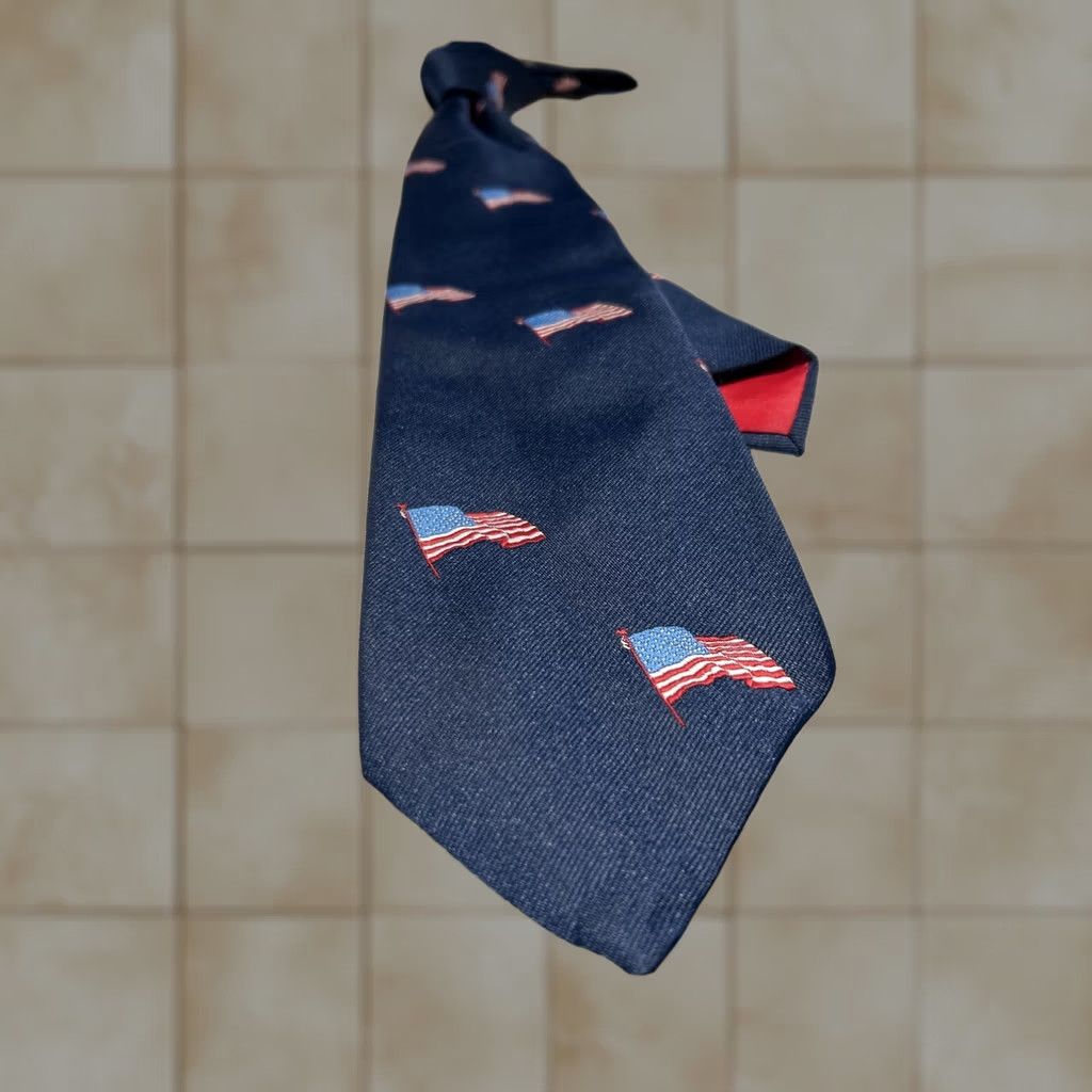 Vintage VINTAGE Tie USA Bicentennial 4"w American Flags Design Navy blue 60" Men Tie Size ONE SIZE - 1 Thumbnail