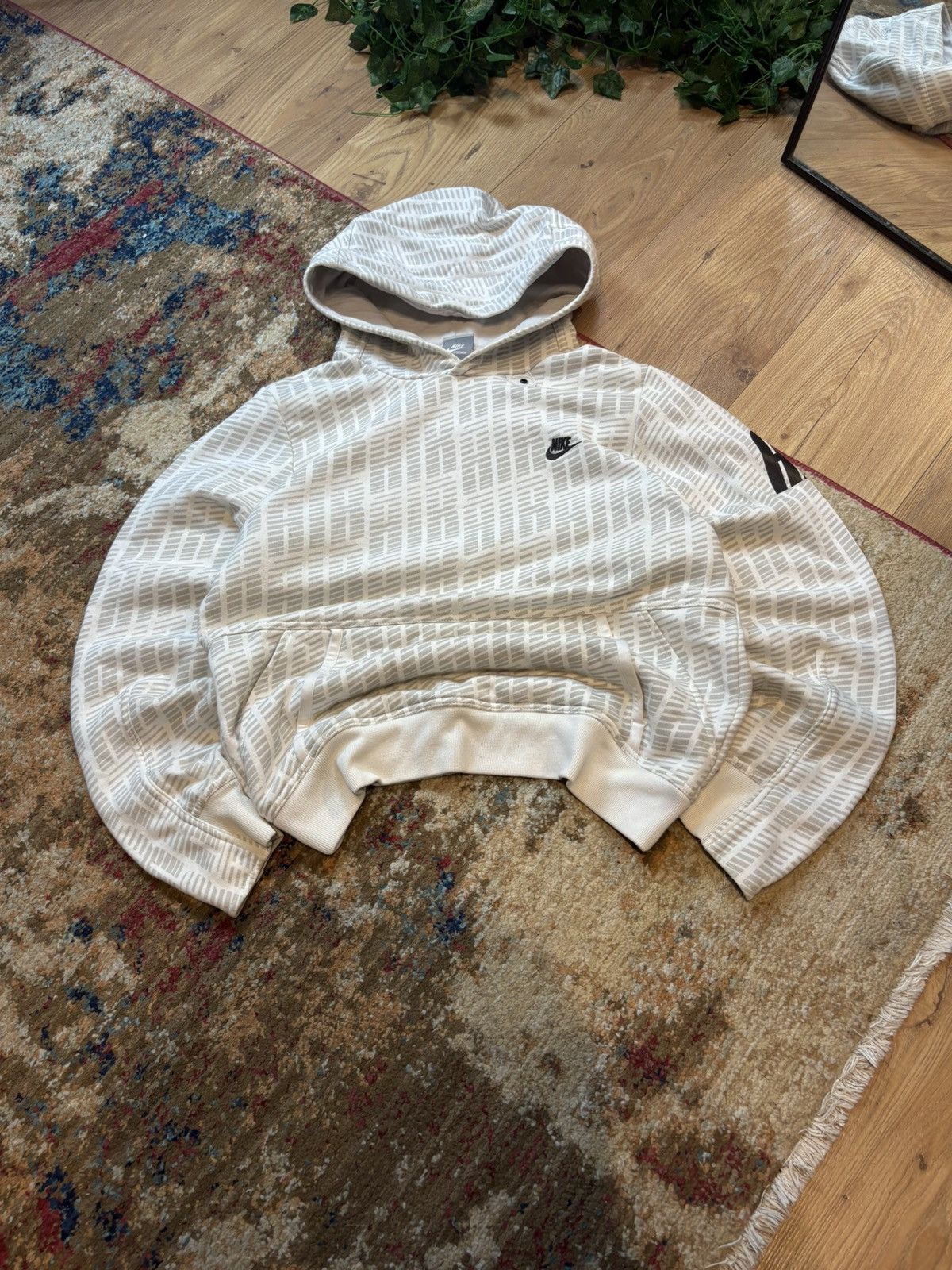Nike 00s Vintage Nike Oversized Monogram Logo Oversized Hoodie Size US S / EU 44-46 / 1 - 2 Thumbnail