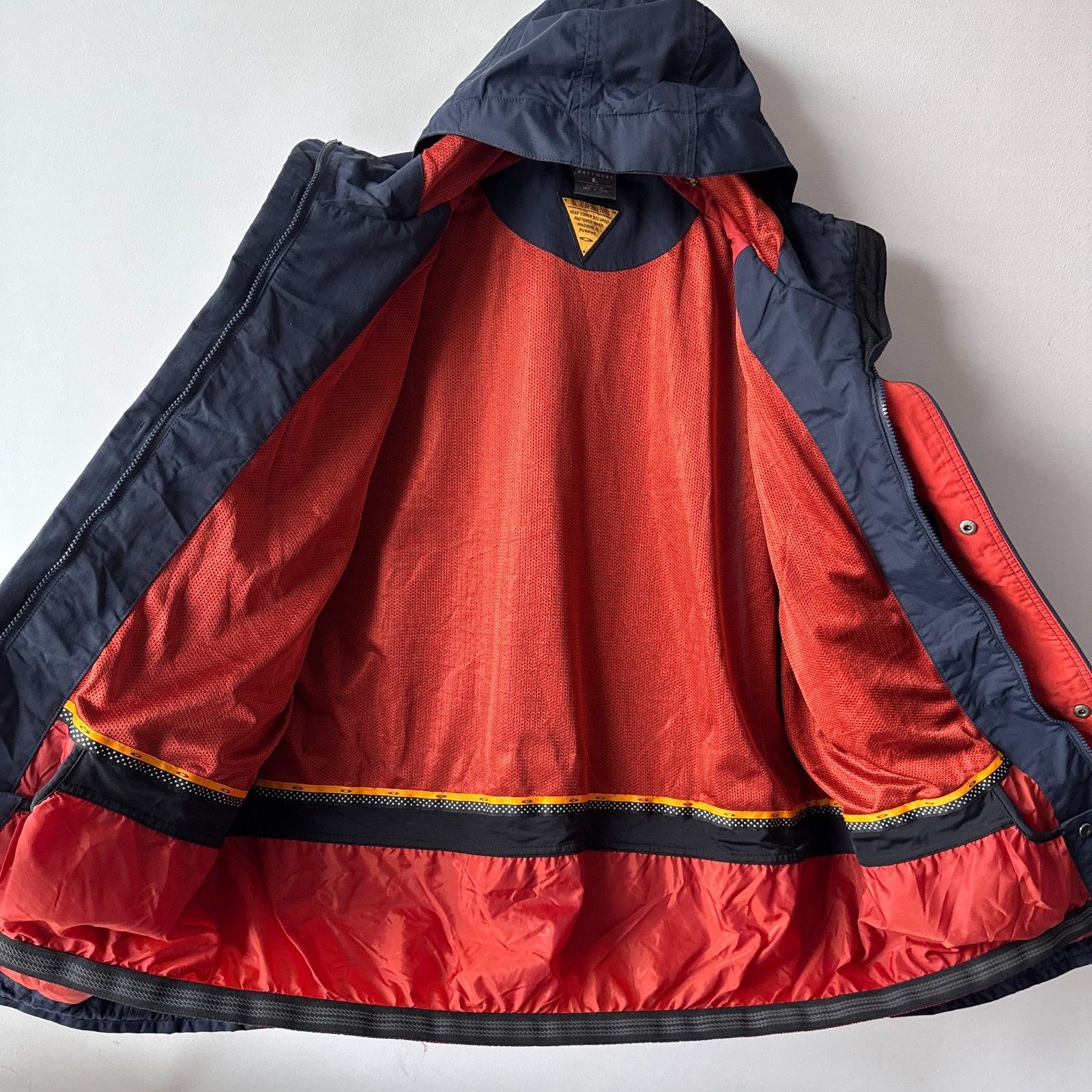 Oakley Oakley Software Ski Jacket Vintage Waterproof Outdoor Size US L / EU 52-54 / 3 - 2 Thumbnail