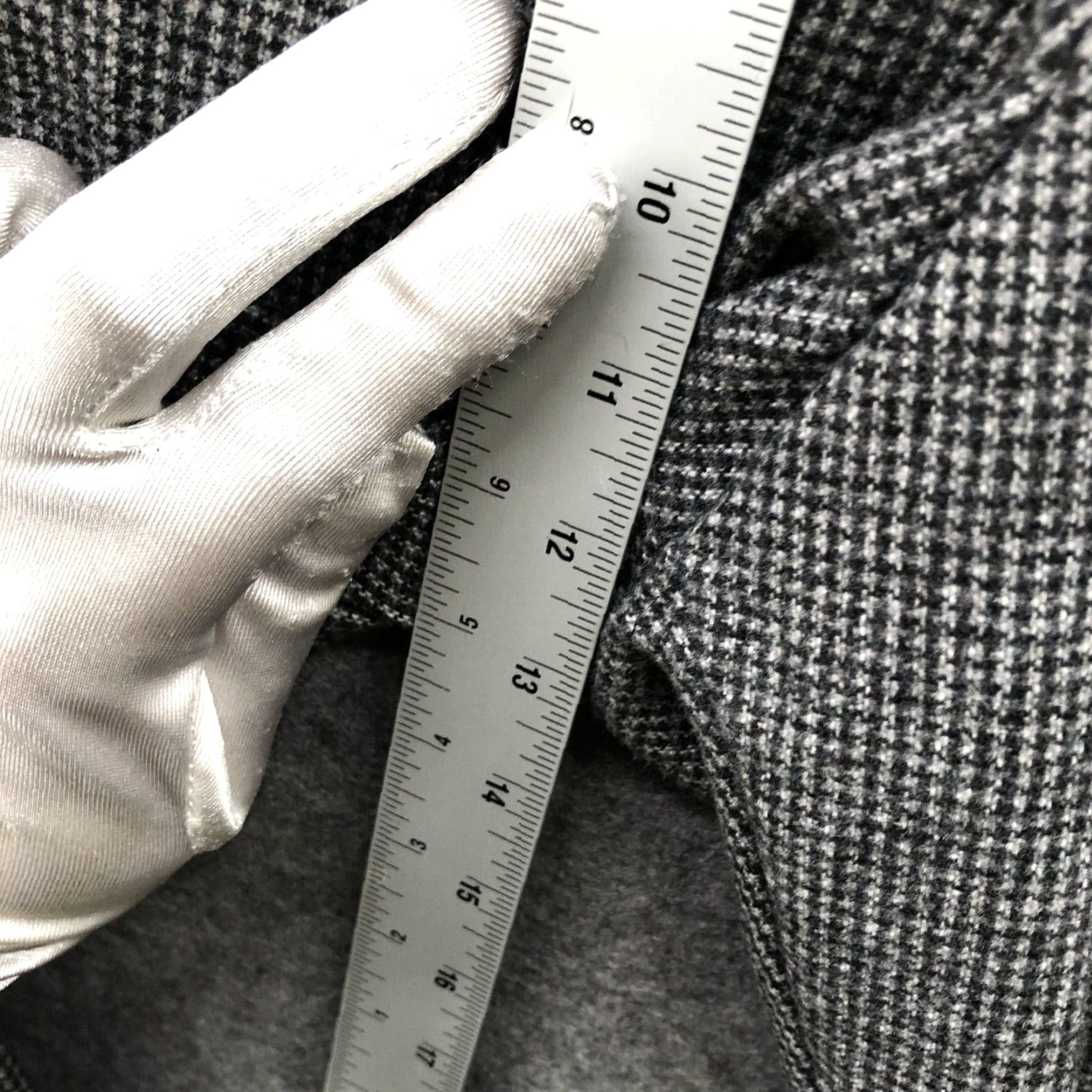 Vintage MNG Wool Blend Plaid High Rise Straight Dress Pants Womens Size 10 Gray Size 32" / US 10 / IT 46 - 7 Thumbnail