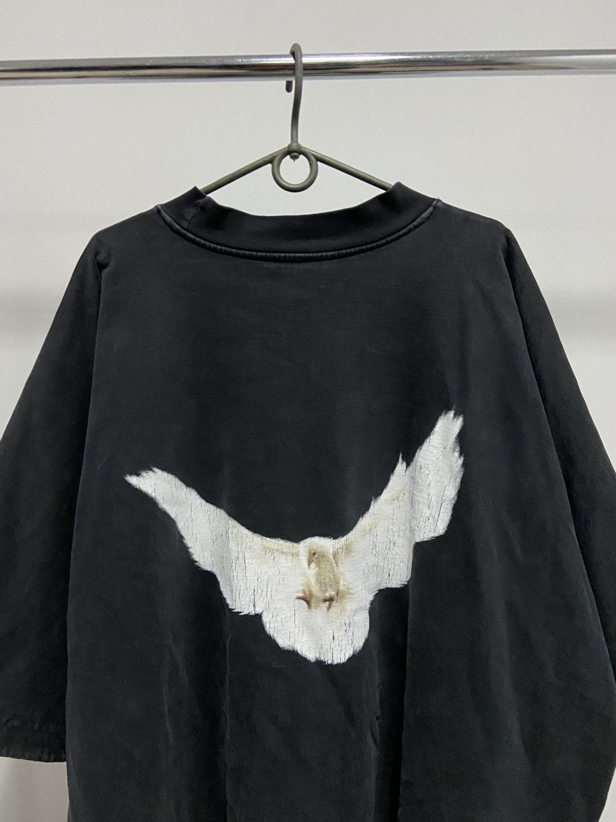 Balenciaga × Gap × Yeezy Yeezy Gap Balenciaga double layer dove No Seam Cropped Tee Size US L / EU 52-54 / 3 - 3 Thumbnail