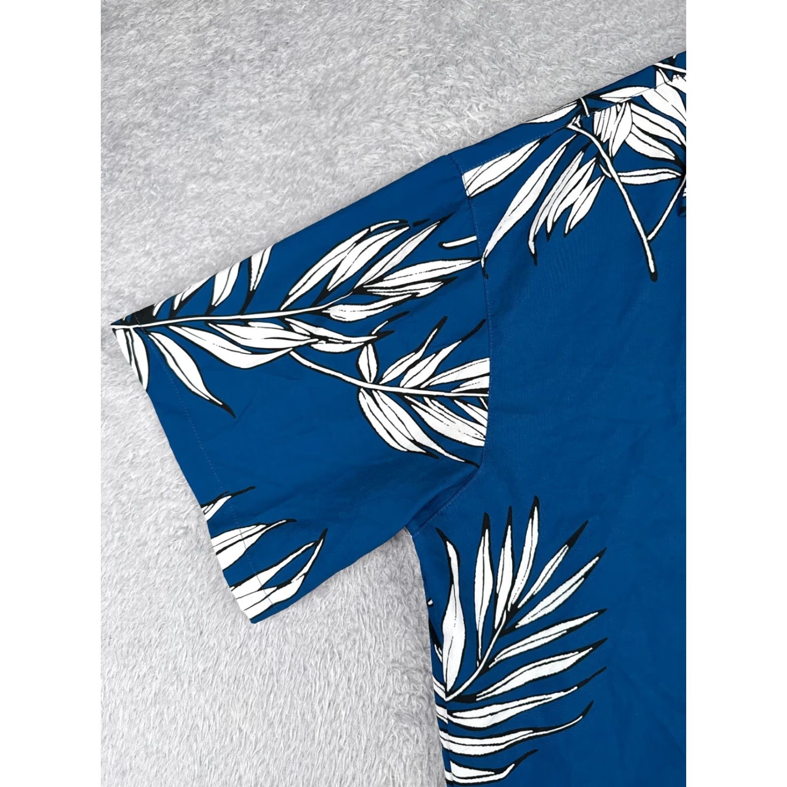 Vintage Hawaiian Shirt 2XL Blue Floral Leaf Short Sleeve Linen Blend Mens Size US XXL / EU 58 / 5 - 3 Thumbnail