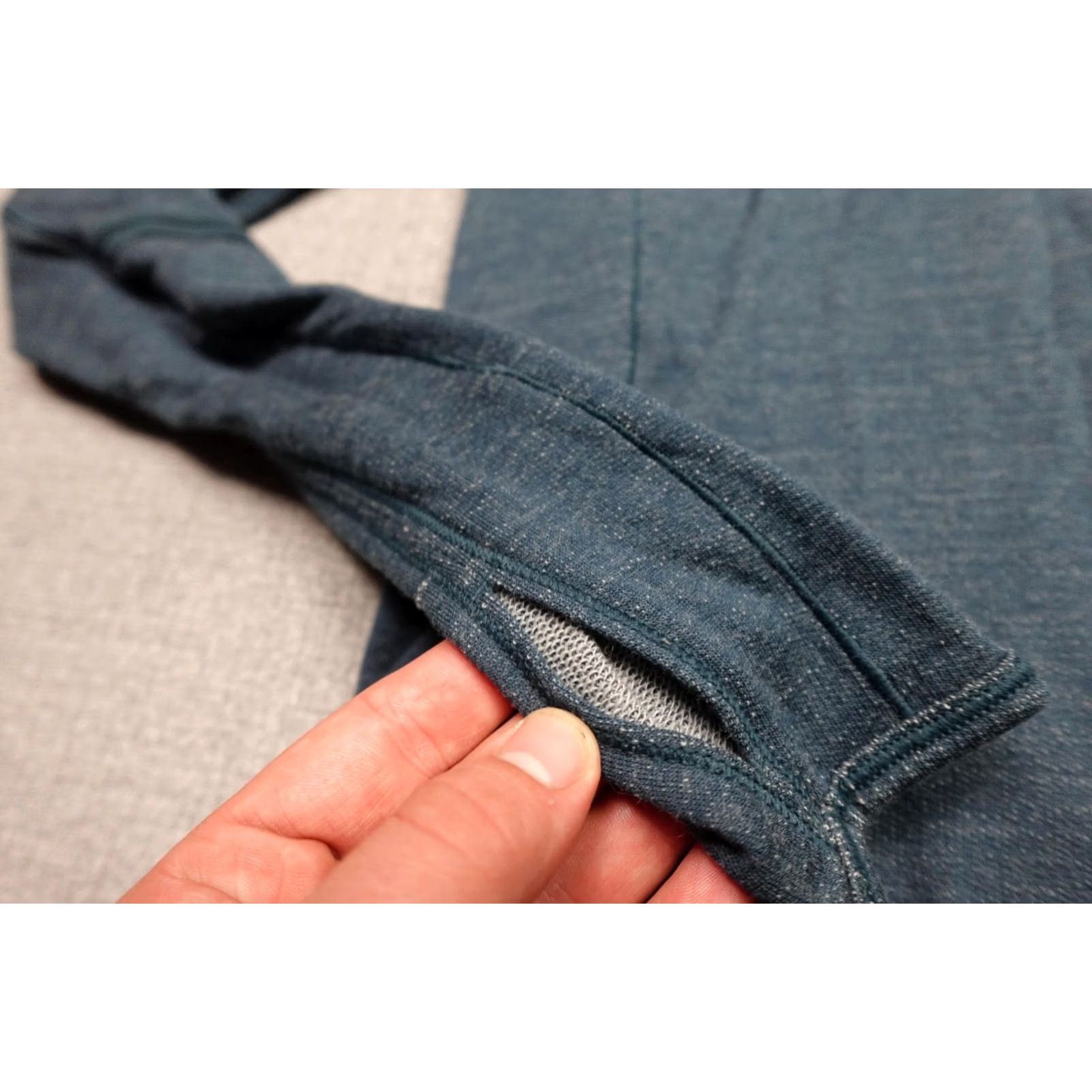 Lululemon VINTAGE? No. Size M / US 6-8 / IT 42-44 - 3 Thumbnail