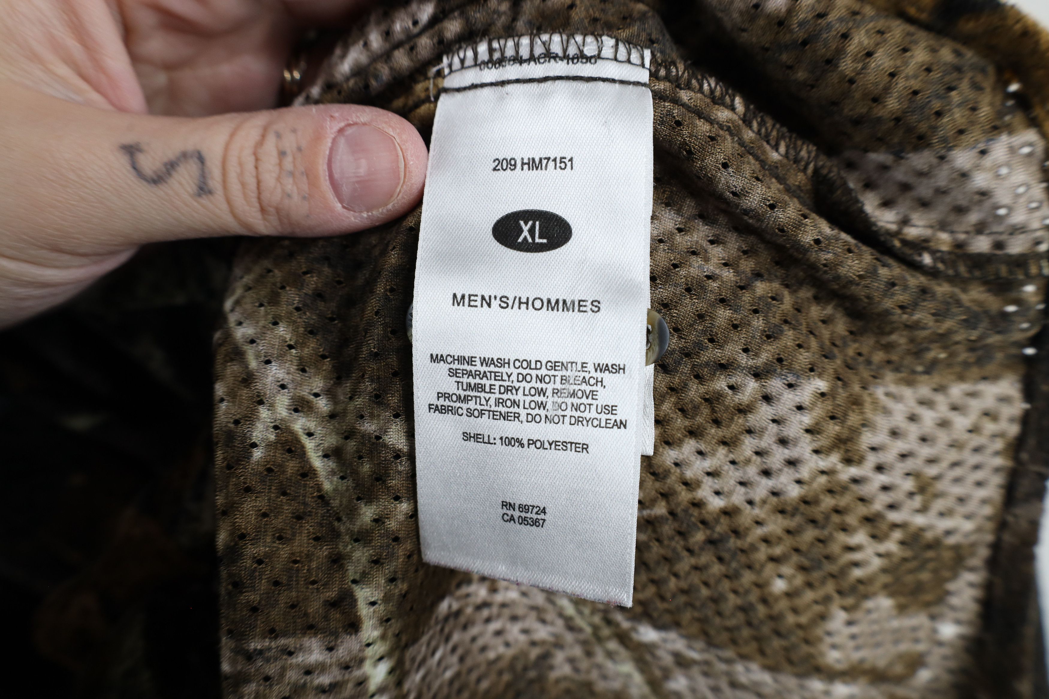 Columbia × Vintage Vintage Columbia Mesh Camouflage Collared Button Down Shirt Size US XL / EU 56 / 4 - 8 Thumbnail