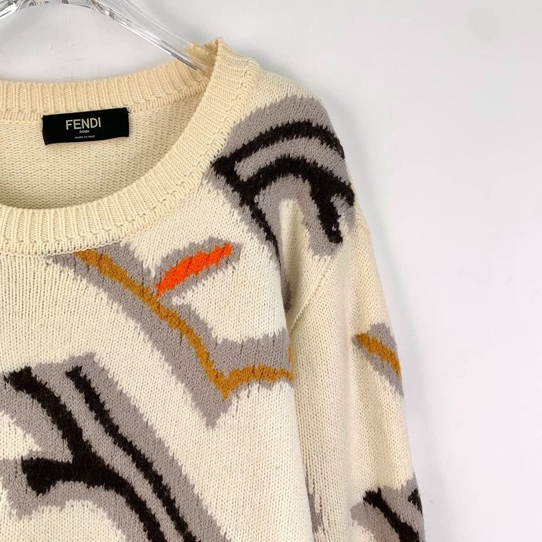 Fendi FENDI Beige Logo Floral Printed Merino Wool Crew Neck Long Size US L / EU 52-54 / 3 - 3 Thumbnail