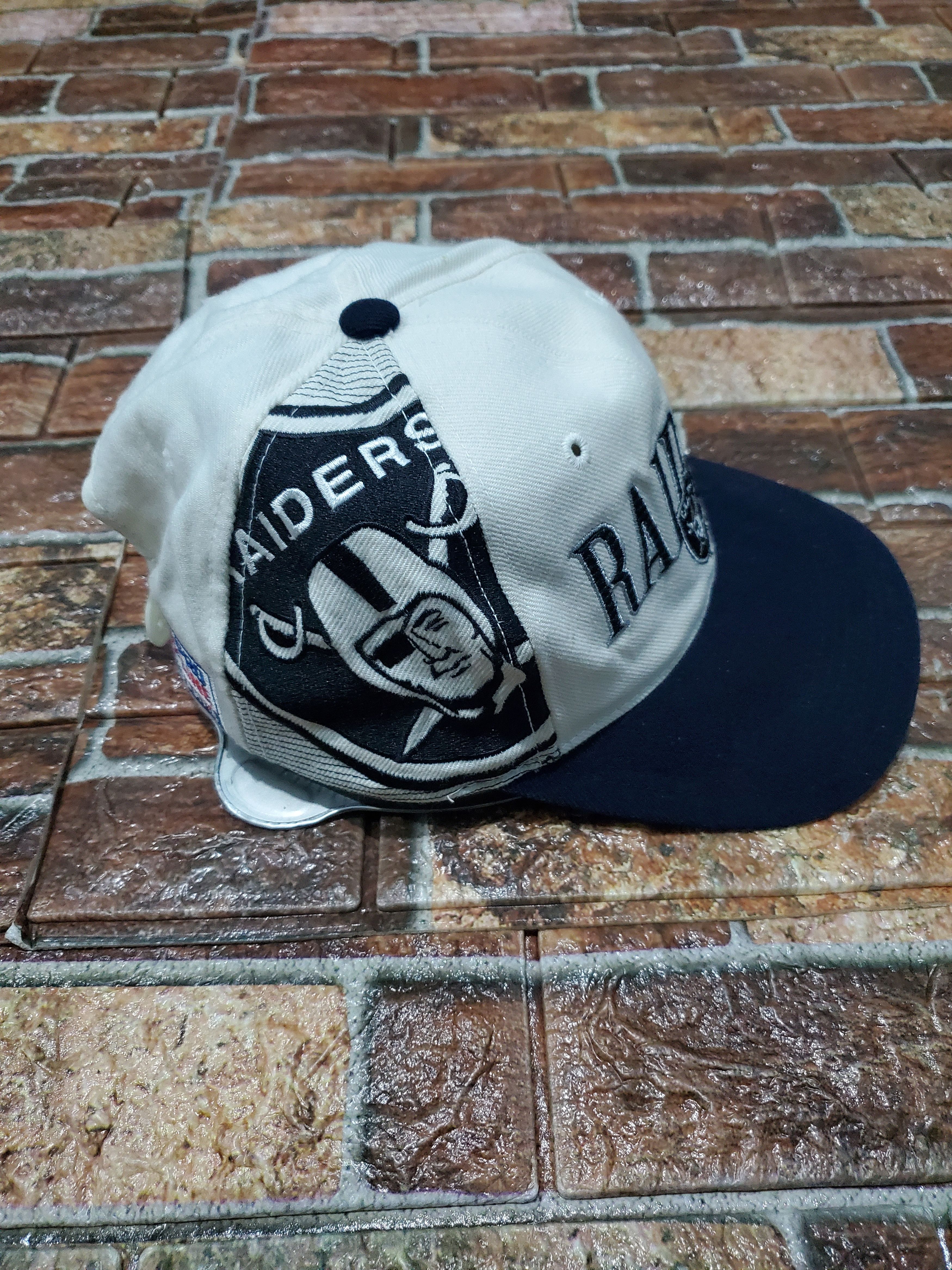 image of Oakland Raiders Vintage Hat in White, Men's