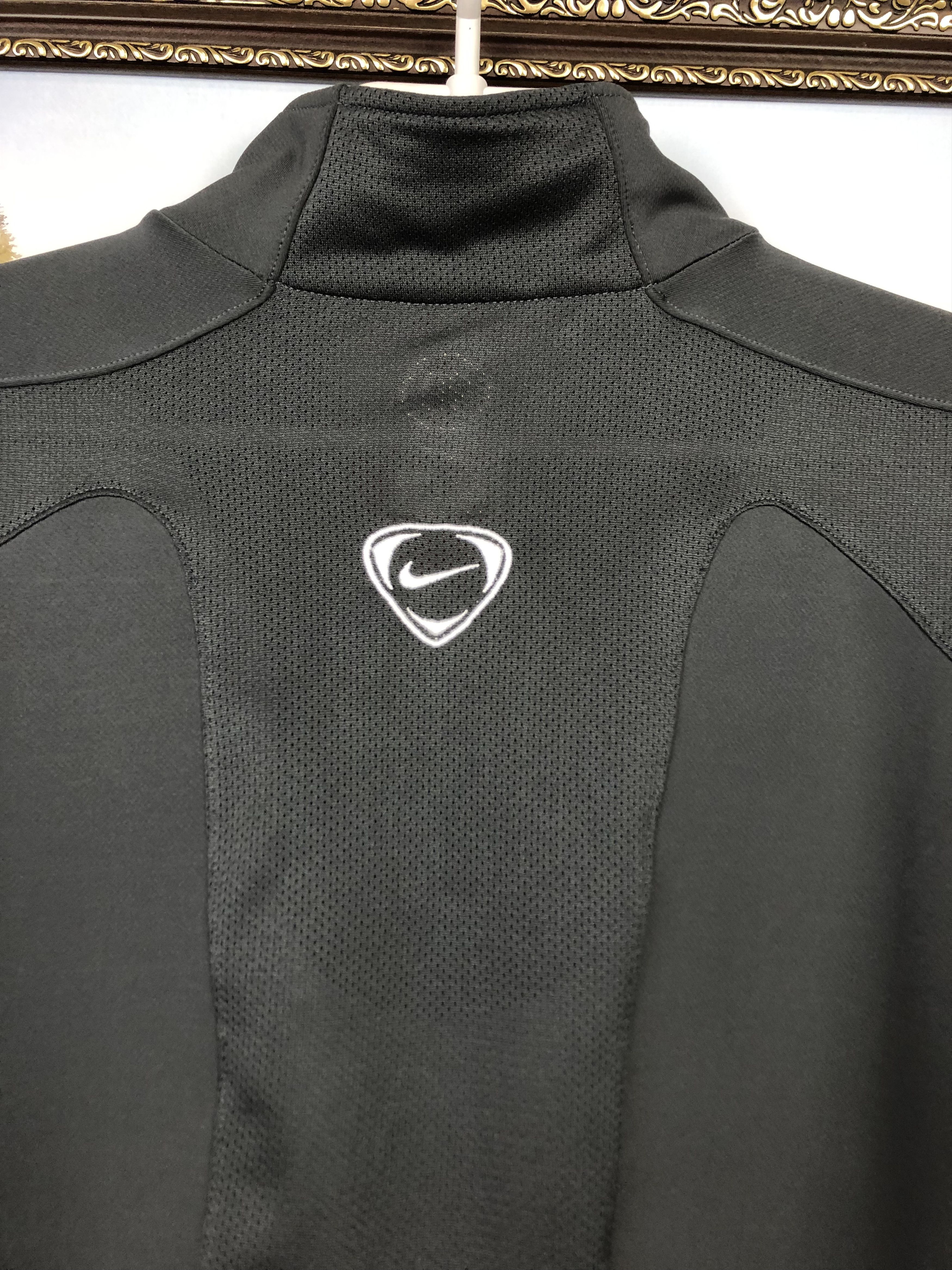 Nike Vintage Nike Arsenal o2 Track Training Sweatshirt Gunners Size US XL / EU 56 / 4 - 12 Thumbnail