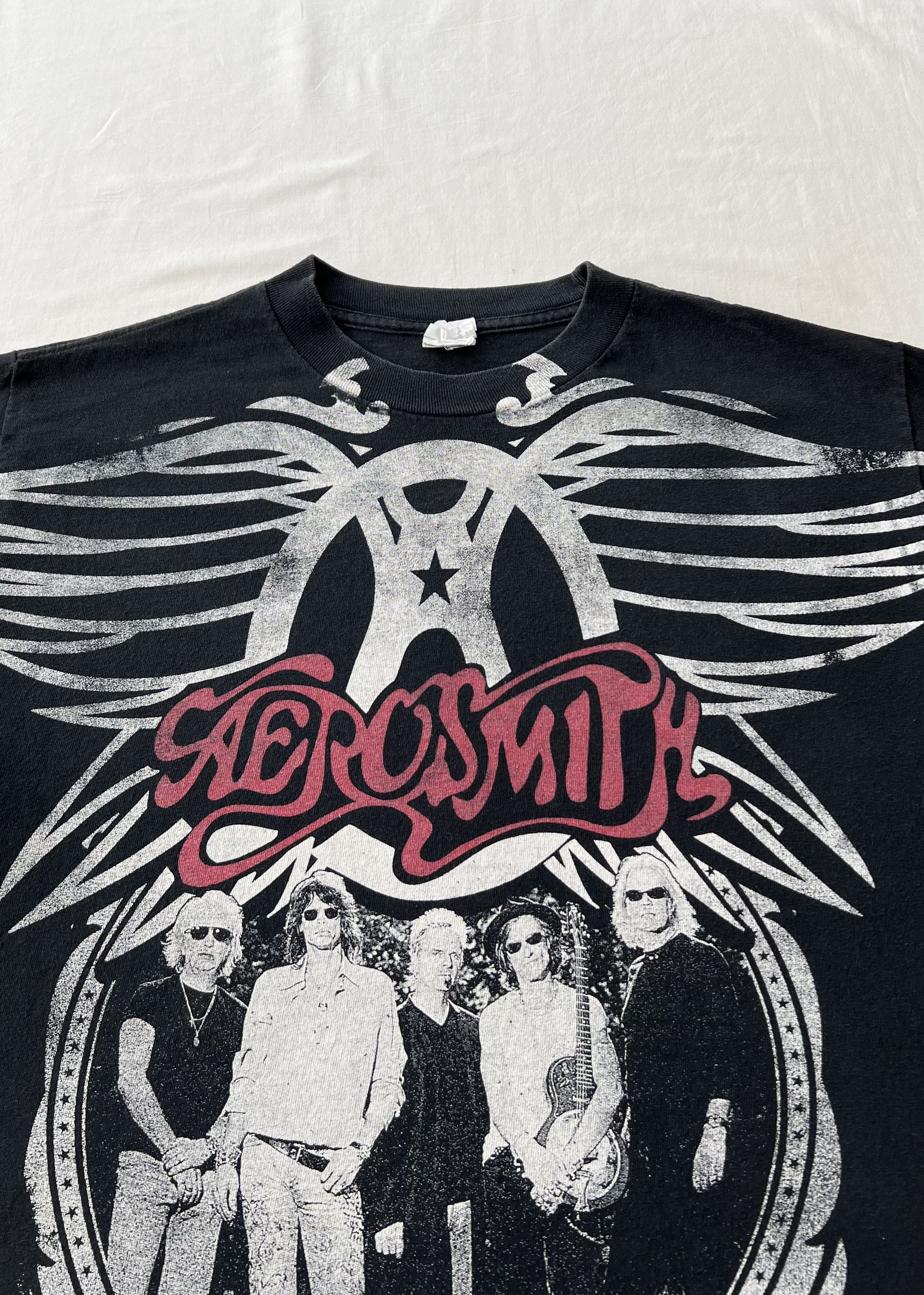 Band Tees Vintage 2009 Aerosmith World Tour AOP Black T-shirt Size US M / EU 48-50 / 2 - 4 Thumbnail