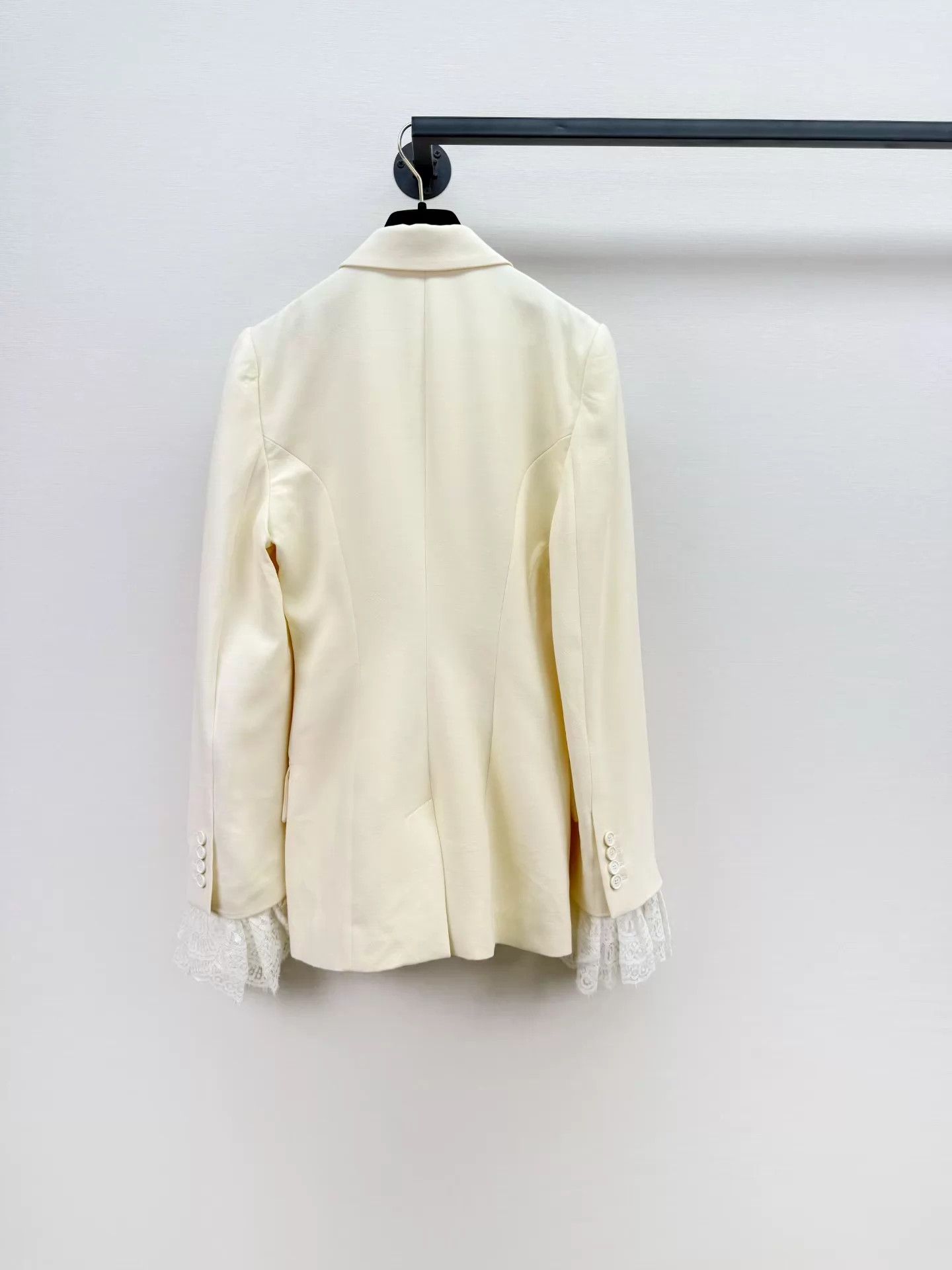 Alexander McQueen Alexander McQueen lace panel blazer 40 Authentic cream white Size S / US 4 / IT 40 - 9 Thumbnail
