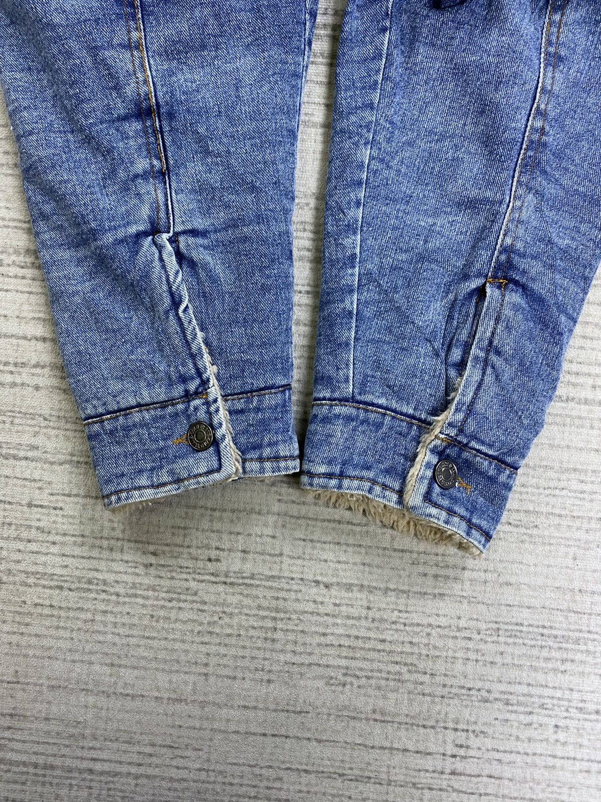 Japanese Brand × Vintage Vintage Sheson Breasted Cropped Sherpa Denim Jacket Size US M / EU 48-50 / 2 - 8 Thumbnail