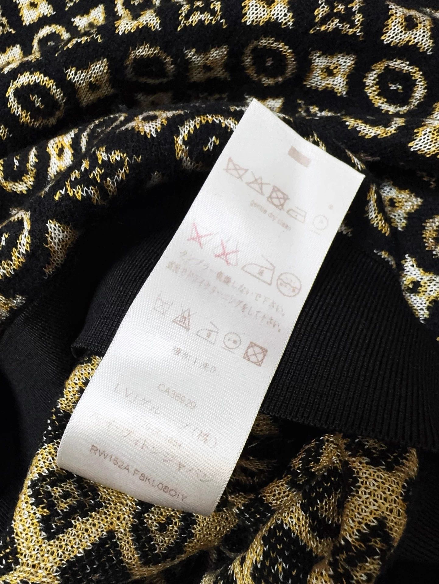 Louis Vuitton LV Monogram All Over Black Colorblock Knit Sweater M Size M / US 6-8 / IT 42-44 - 7 Thumbnail