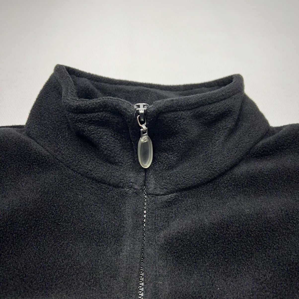 Vintage VTG Hilton Casinos Sweatshirt Black Fleece Pullover Y2K Size US XL / EU 56 / 4 - 4 Thumbnail