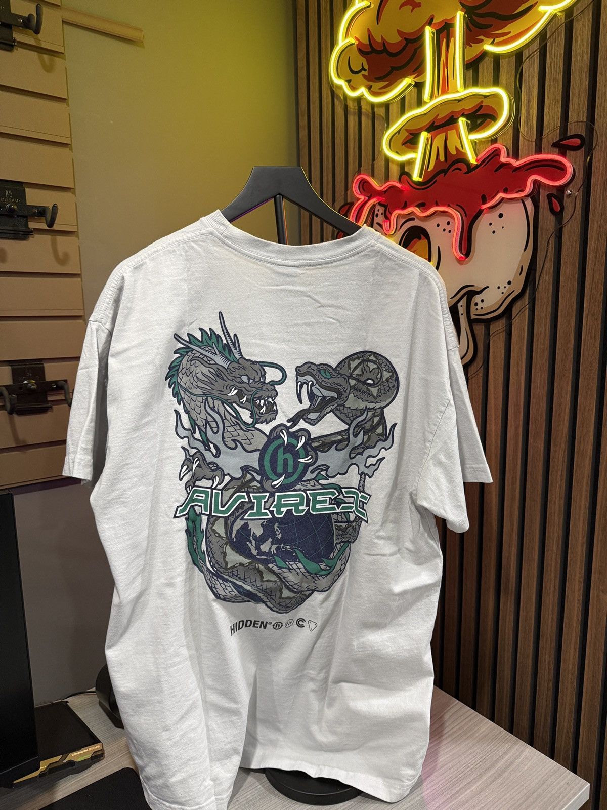 HIDDEN Hidden NY x Avirex Tee Cement Grey Size US XL / EU 56 / 4 - 2 Thumbnail