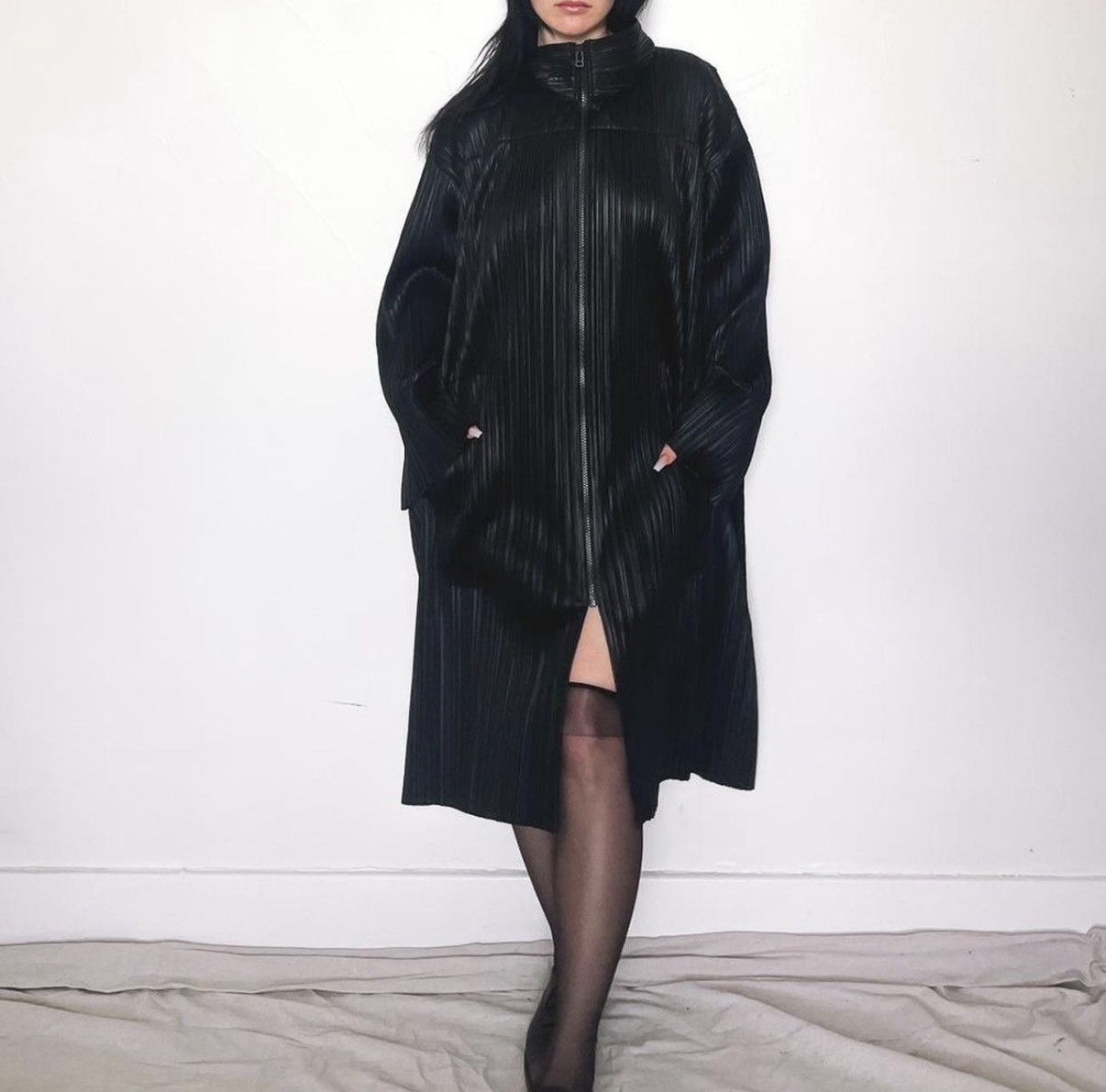 1993 ISSEY MIYAKE PLEATED COAT