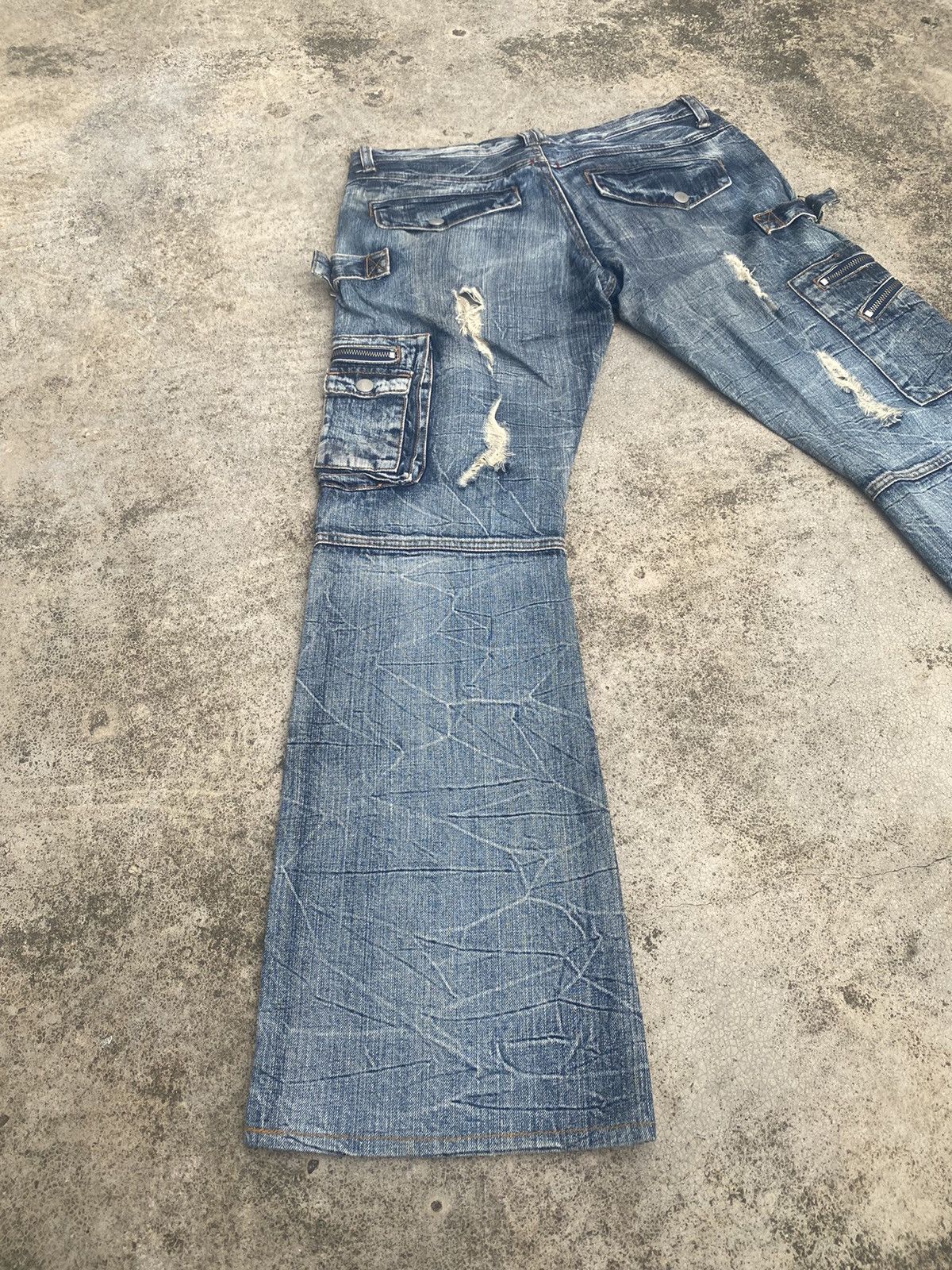If Six Was Nine × Japanese Brand Flare Jeans Semantic Design Cargo Multipocket Bootcut Size US 33 - 13 Thumbnail