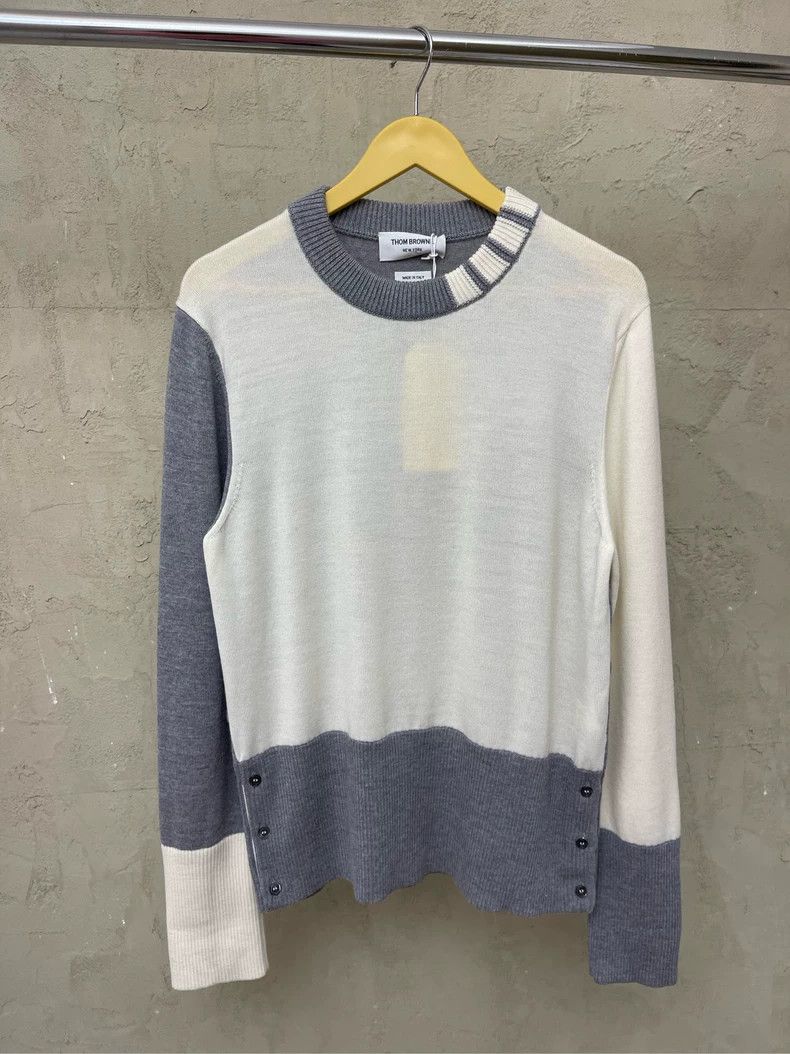 Thom Browne Thom browne Beige gray stitching neckline four-striped wool Size US M / EU 48-50 / 2 - 2 Thumbnail