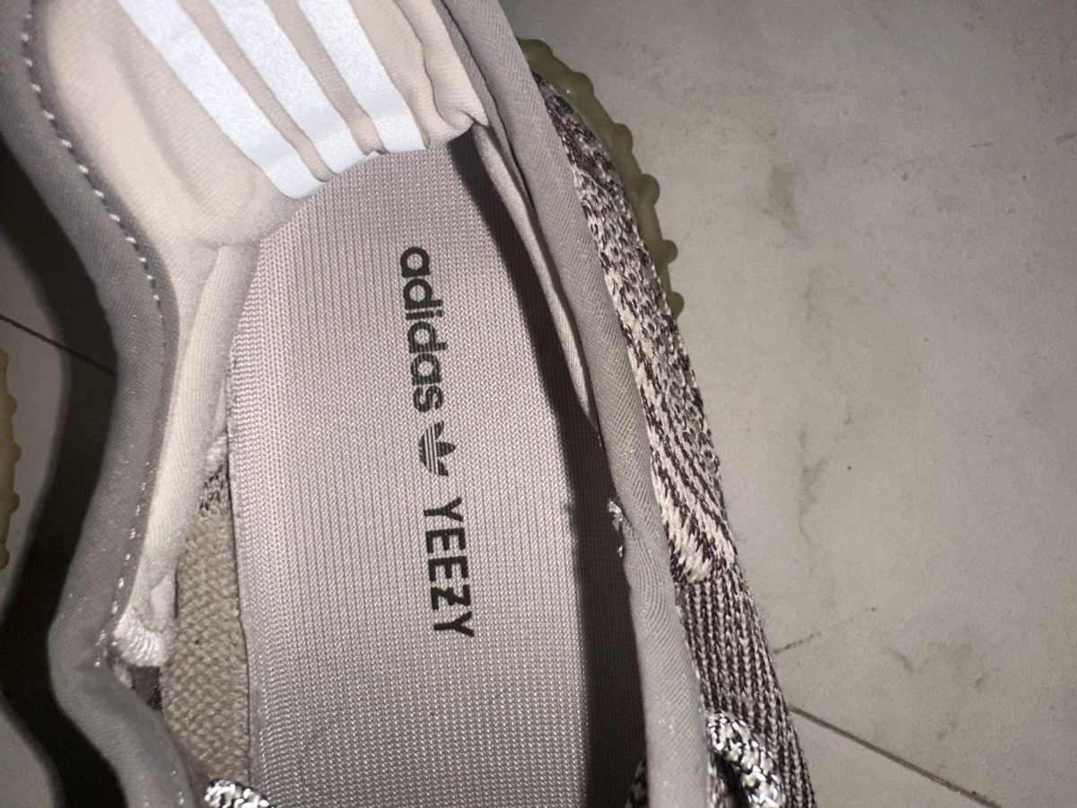Yeezy YEEZY ADIDAS 350 V2 Size US 13 / EU 46 - 4 Thumbnail