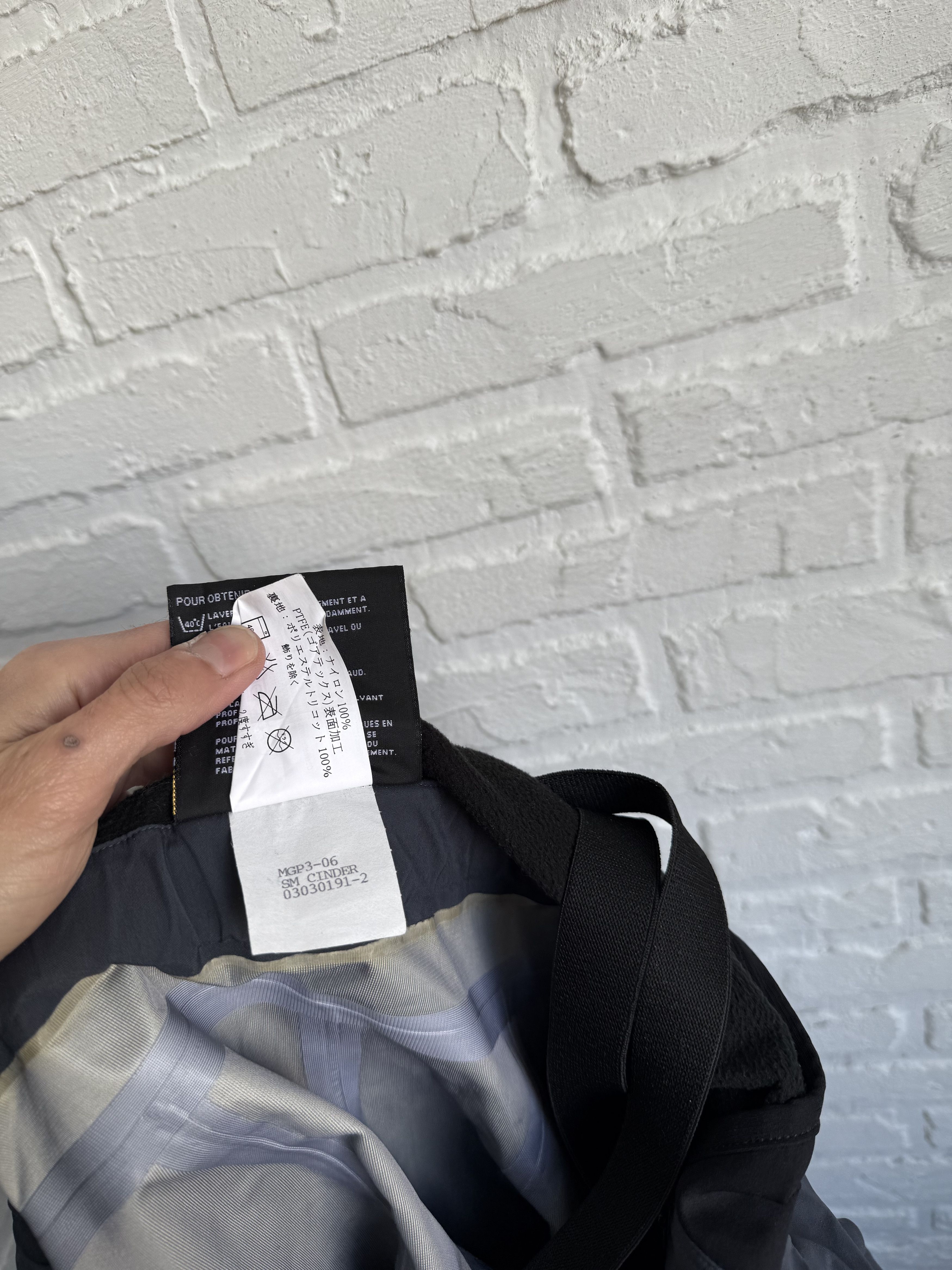 Arc'teryx Vintage Arc'teryx overall ski pants gore-tex Size US 30 / EU 46 - 5 Thumbnail