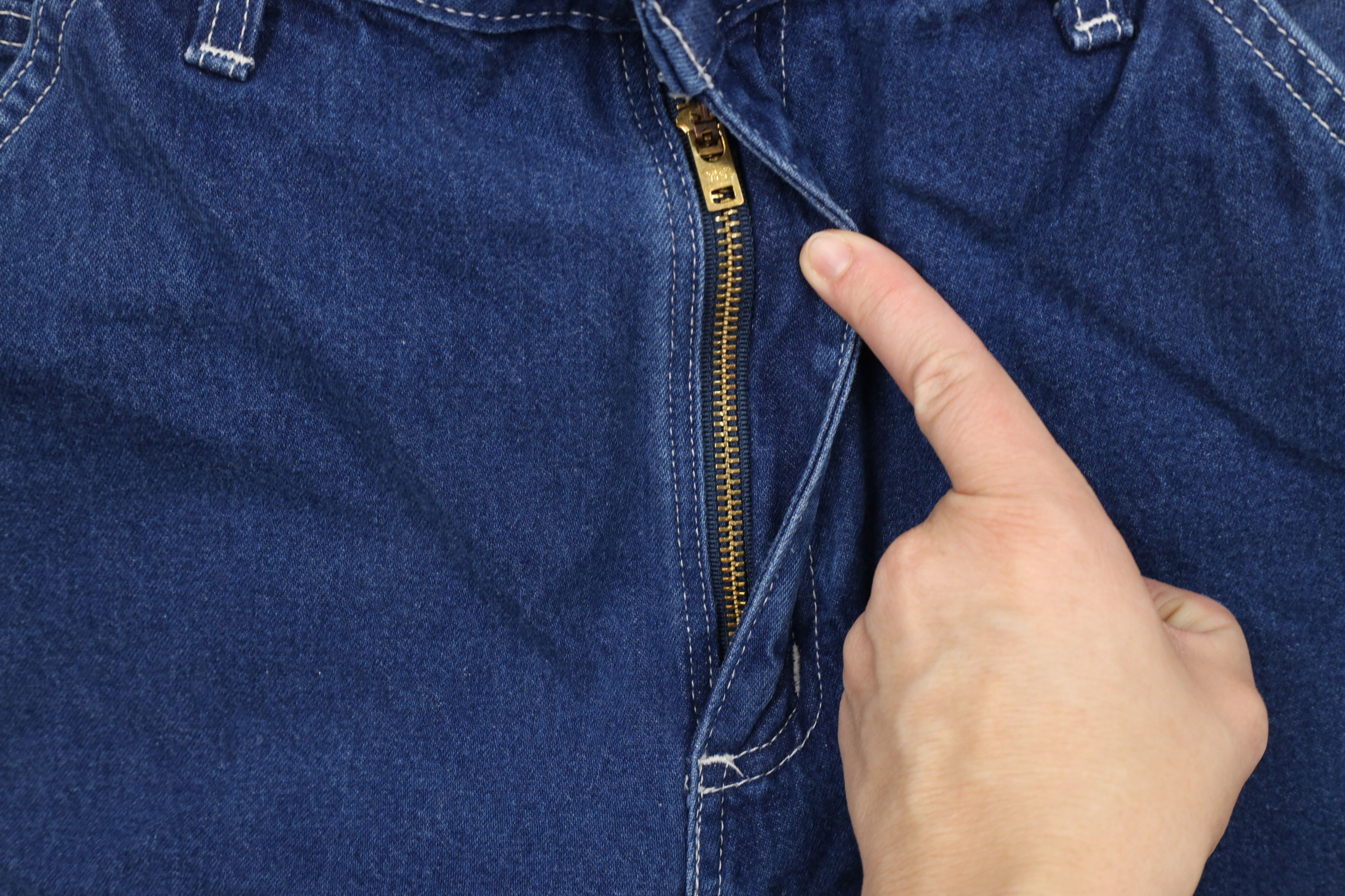 Carhartt × Vintage Vintage Y2K 2004 Carhartt Out Wide Leg Dungaree Denim Jeans Size US 32 / EU 48 - 6 Thumbnail