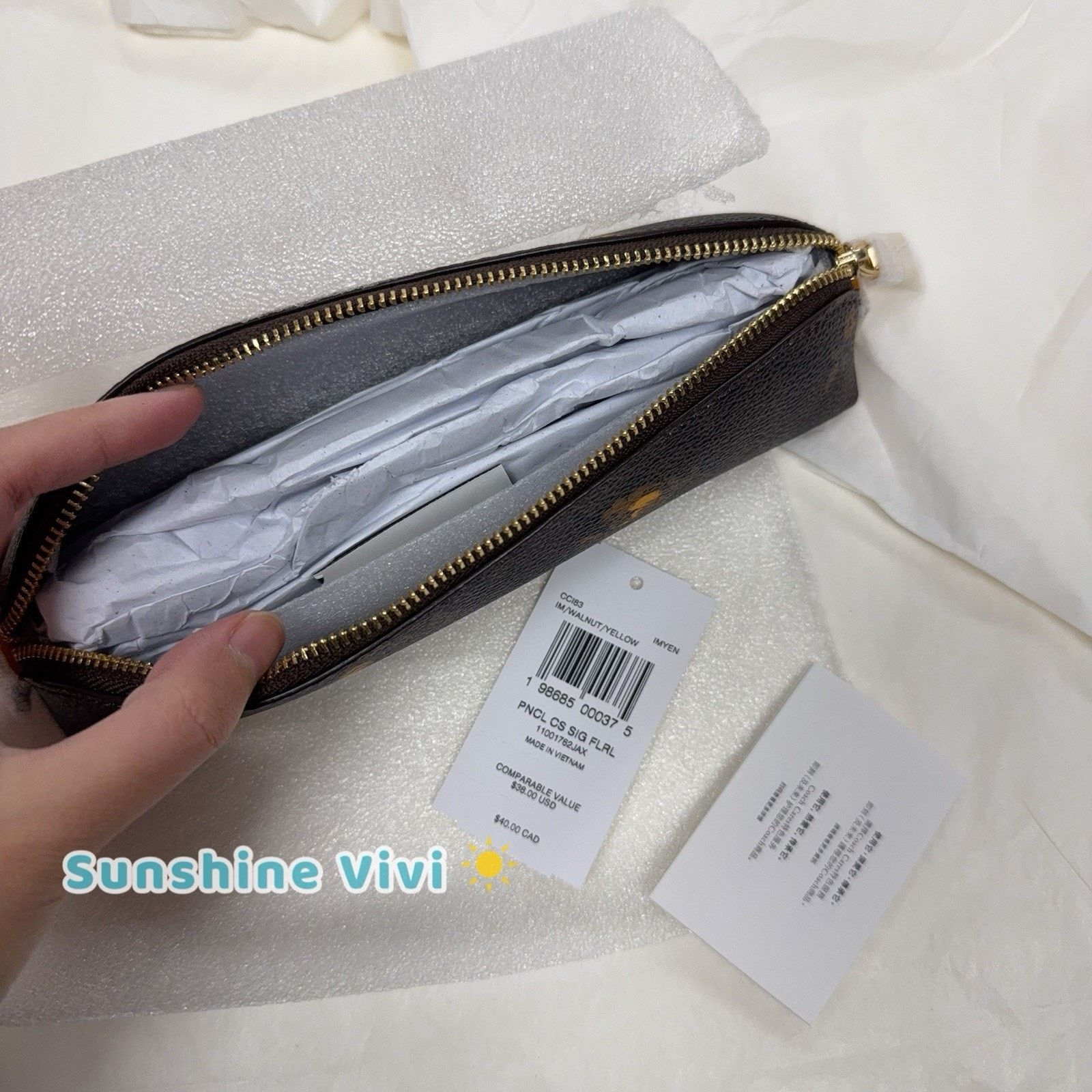 Coach NWT Coach Pencil Case Signature Canvas CCI83 Walnut/Yellow Size ONE SIZE - 7 Thumbnail