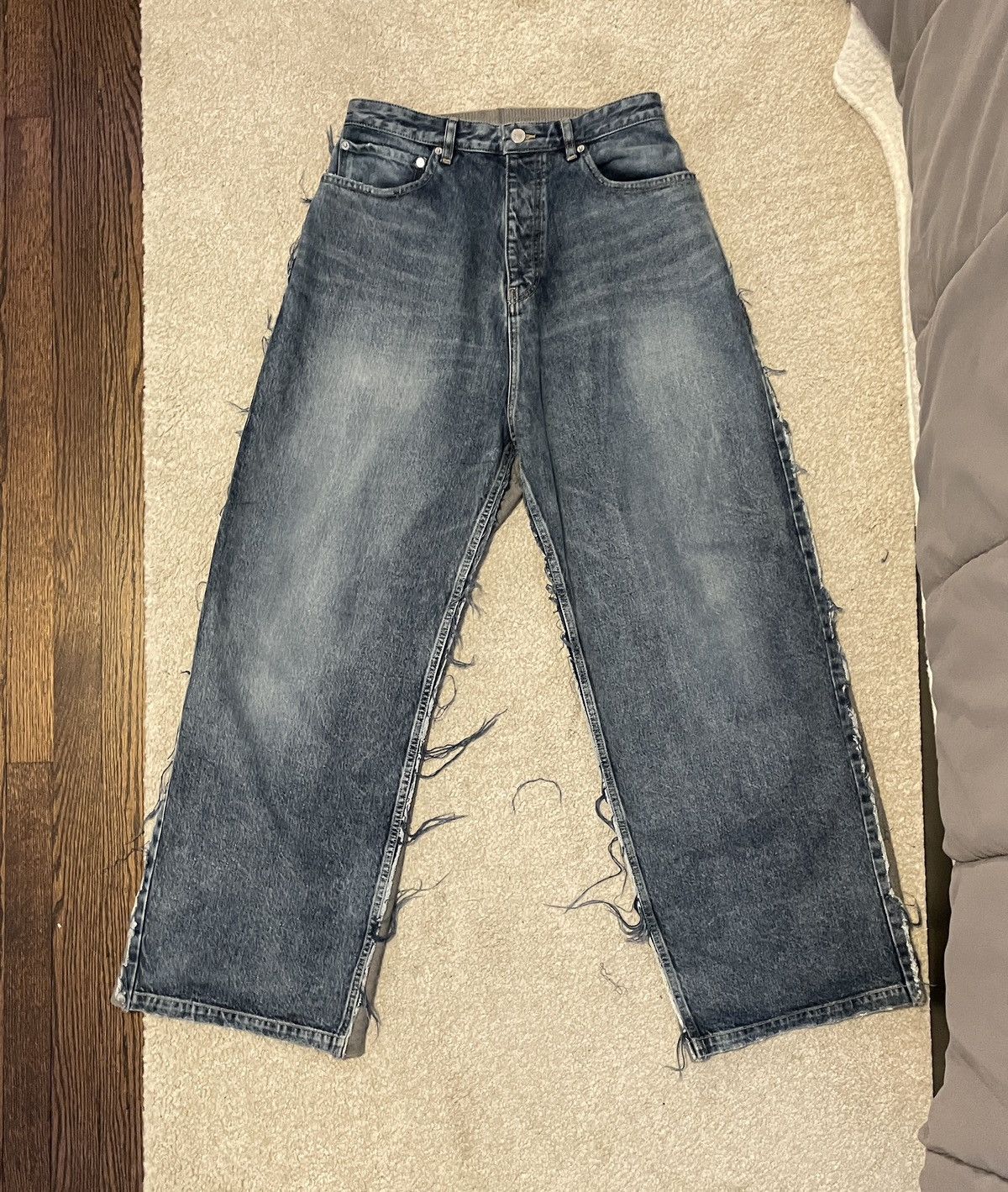 Balenciaga Balenciaga Baggy Hybrid Jeans Sweatpants Summer 23 Mud Show Size US 32 / EU 48 - 5 Thumbnail