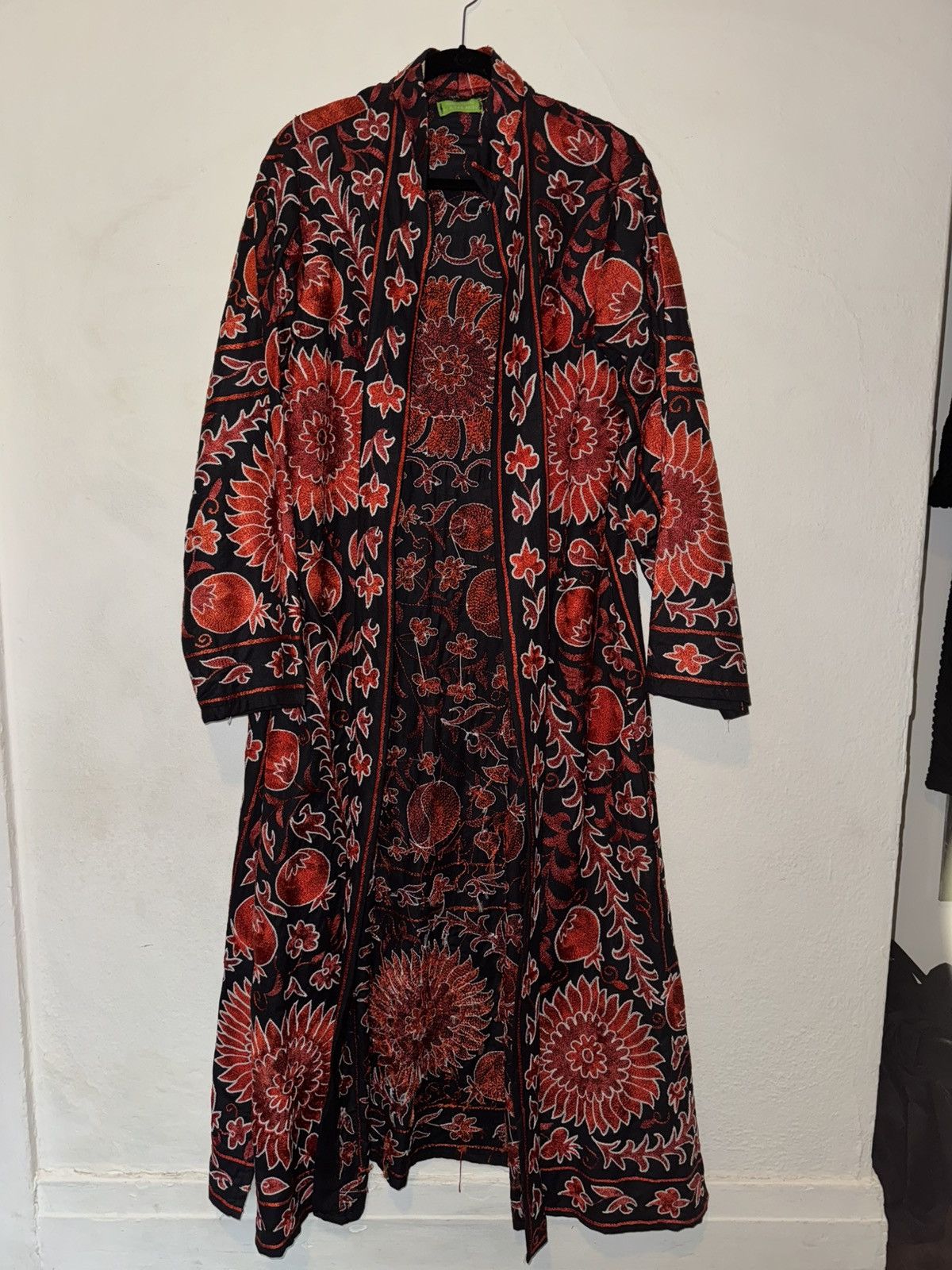Handmade Turkish Red Black Handmade Embroidered Full Length Kaftan Size ONE SIZE - 2 Thumbnail