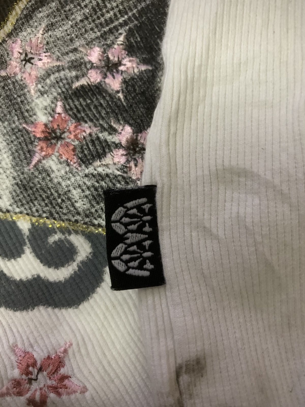 Art Comes First Sukajan Koi Element Embroidery Overprint Tee Size US L / EU 52-54 / 3 - 8 Thumbnail