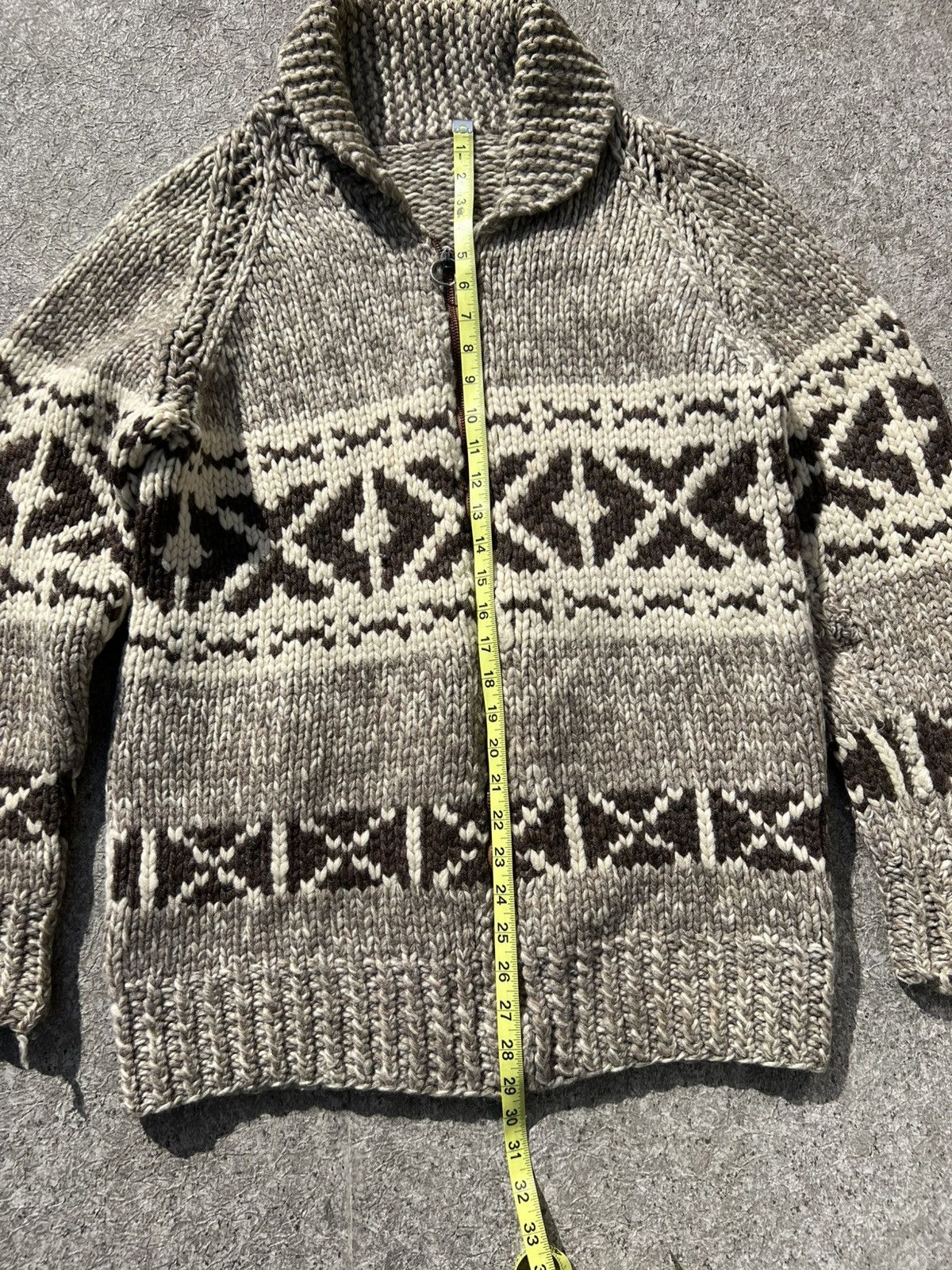 Handmade Authentic Handmade Cowichan Sweater Vintage Wool Knit Size US M / EU 48-50 / 2 - 3 Thumbnail