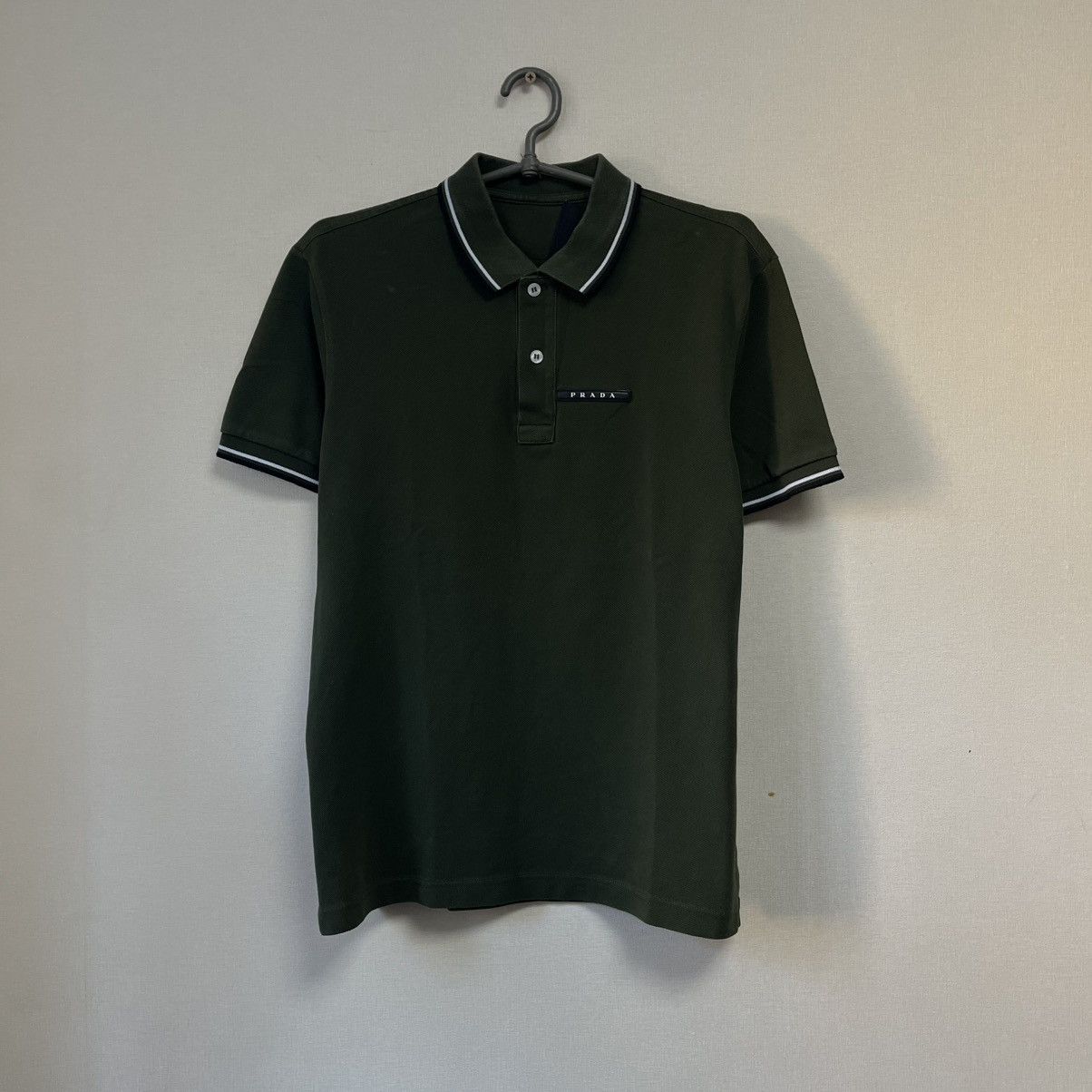 Prada Prada black label polo tee Size US M / EU 48-50 / 2 - 1 Thumbnail