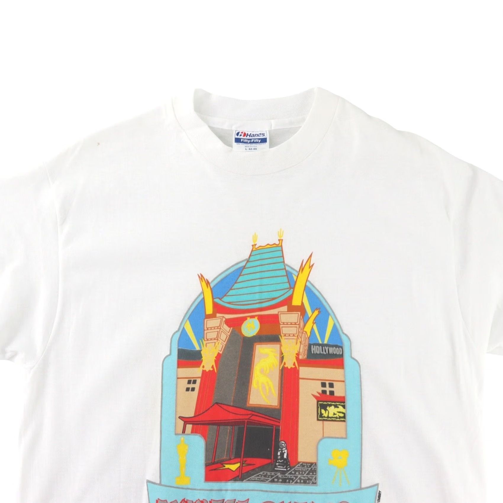 Vintage VINTAGE Grauman's Chinese Theatre Hollywood T-Shirt Men Large 80s NOS White Graphic Tee Shirt NOS Ships First Class Size US L / EU 52-54 / 3 - 7 Thumbnail