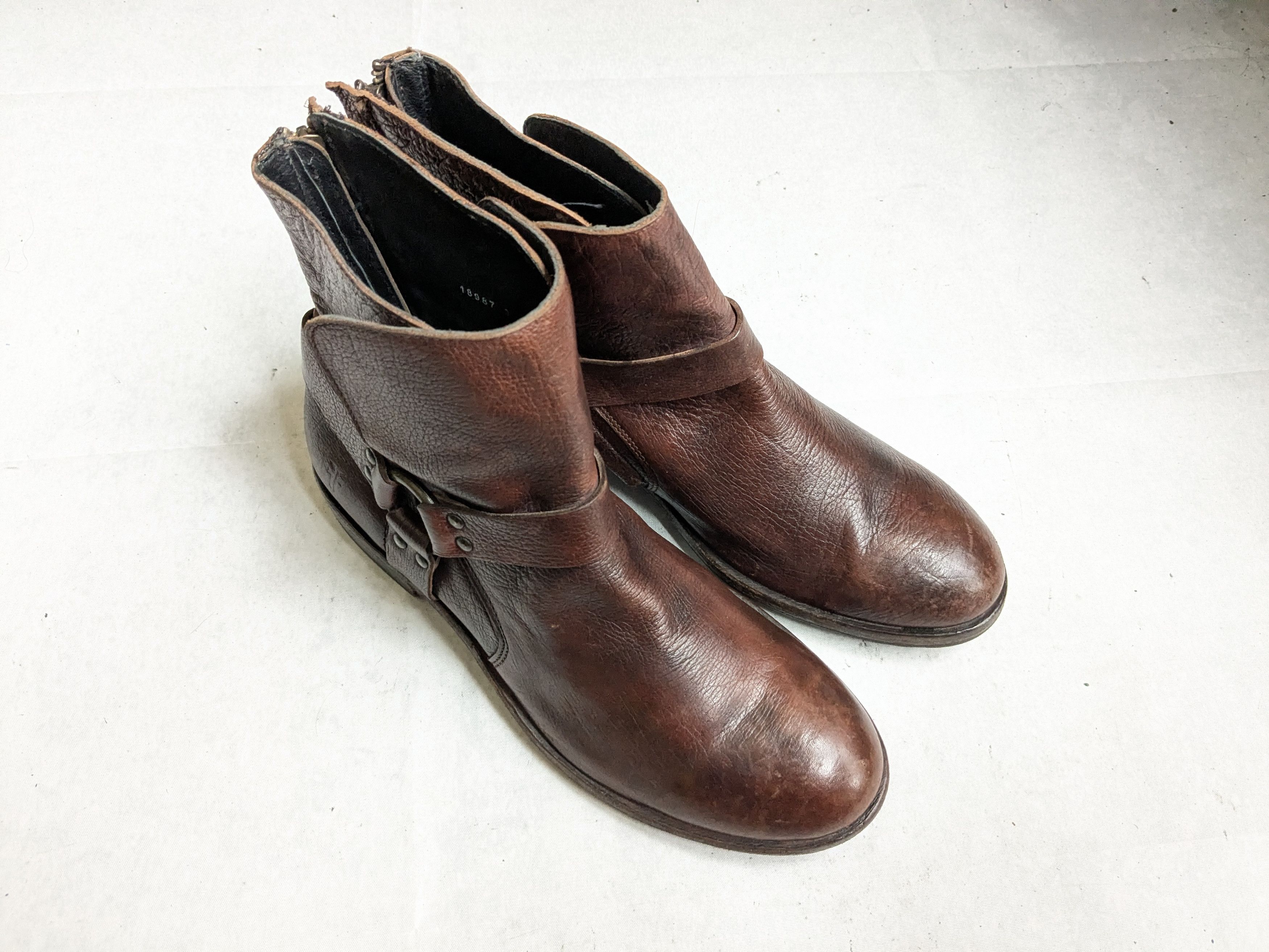 Frye Frye Harness Boots 9 D Brown Leather Buckle Size US 9 / EU 42 - 4 Thumbnail