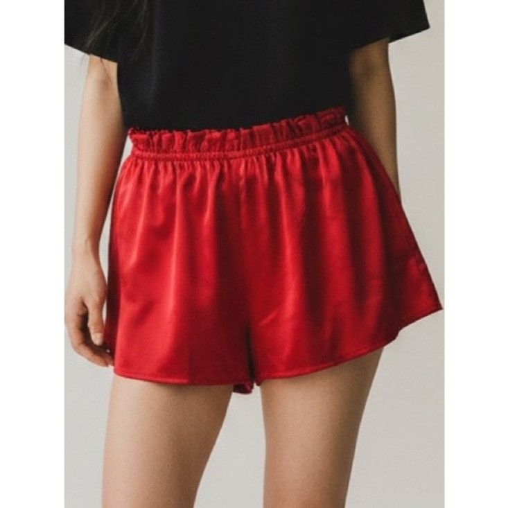 Victoria's Secret Vintage Victoria’s Secret Gold Label Red Satin Women's Pajam Size 27" / US 4 / IT 40 - 1 Thumbnail