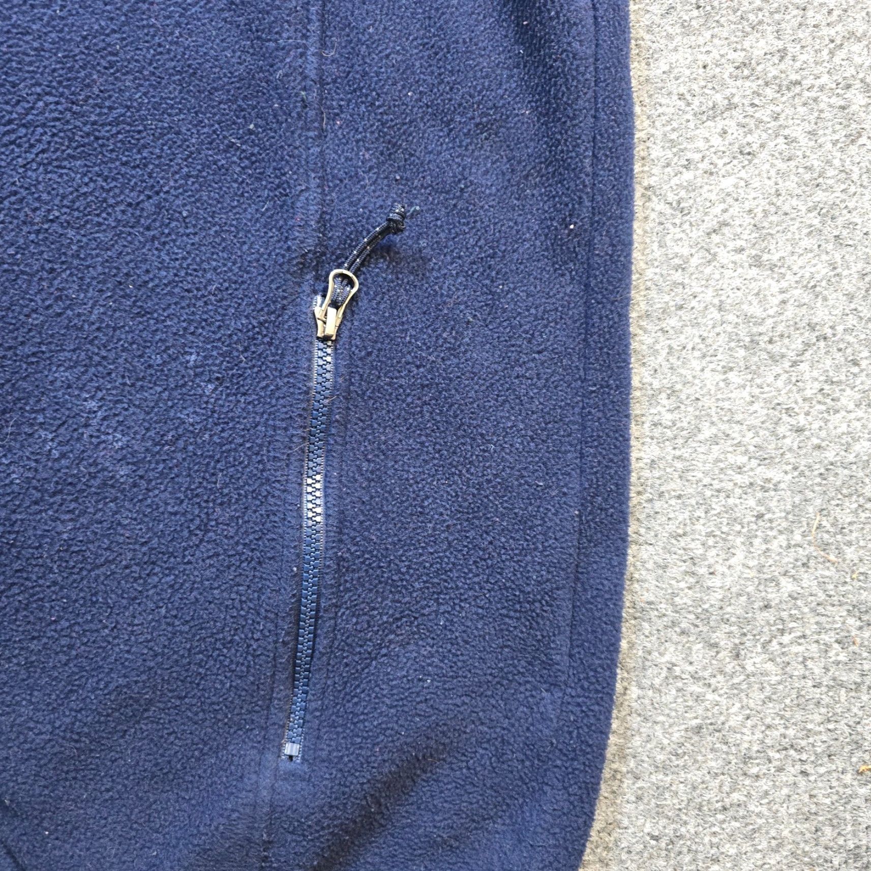 Vintage LL Bean Vest Mens XL Blue Full Zip Fleece Polartec Outdoors Hiking Casual Size US XL / EU 56 / 4 - 6 Thumbnail