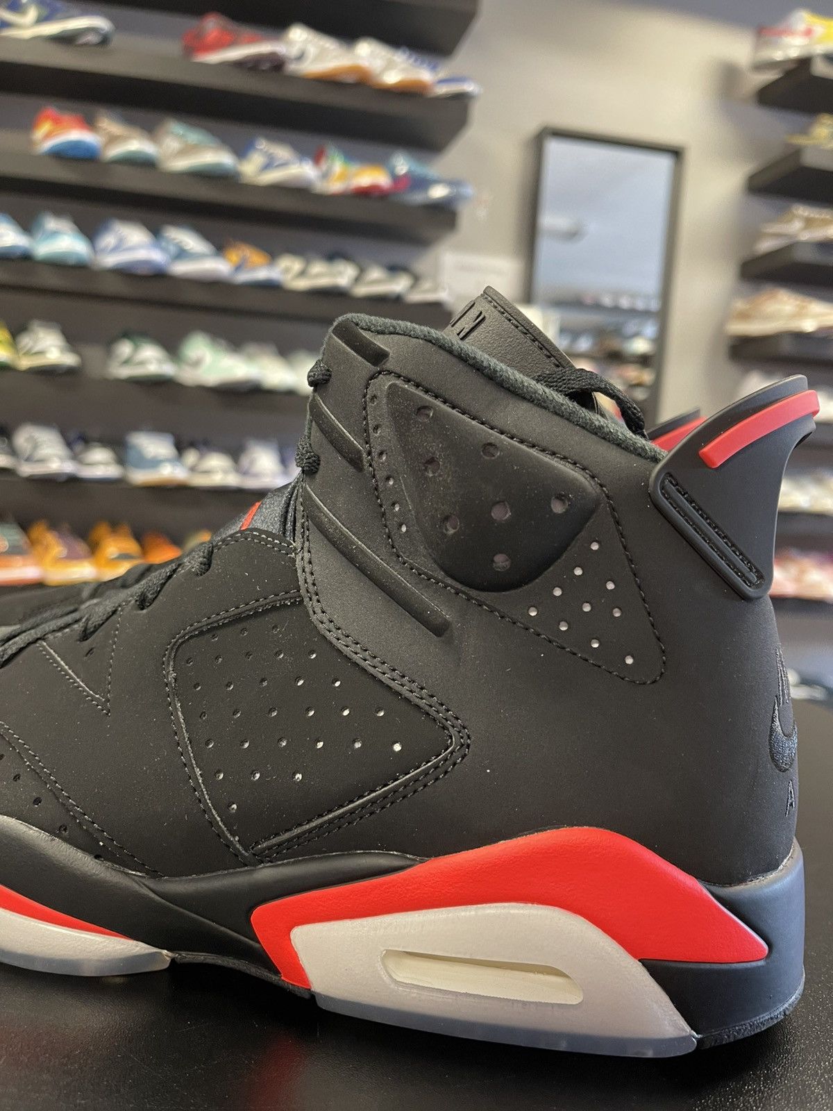 Jordan Brand Size 12 - Jordan 6 Black Infrared (2019) BRAND NEW! Size US 12 / EU 45 - 5 Thumbnail