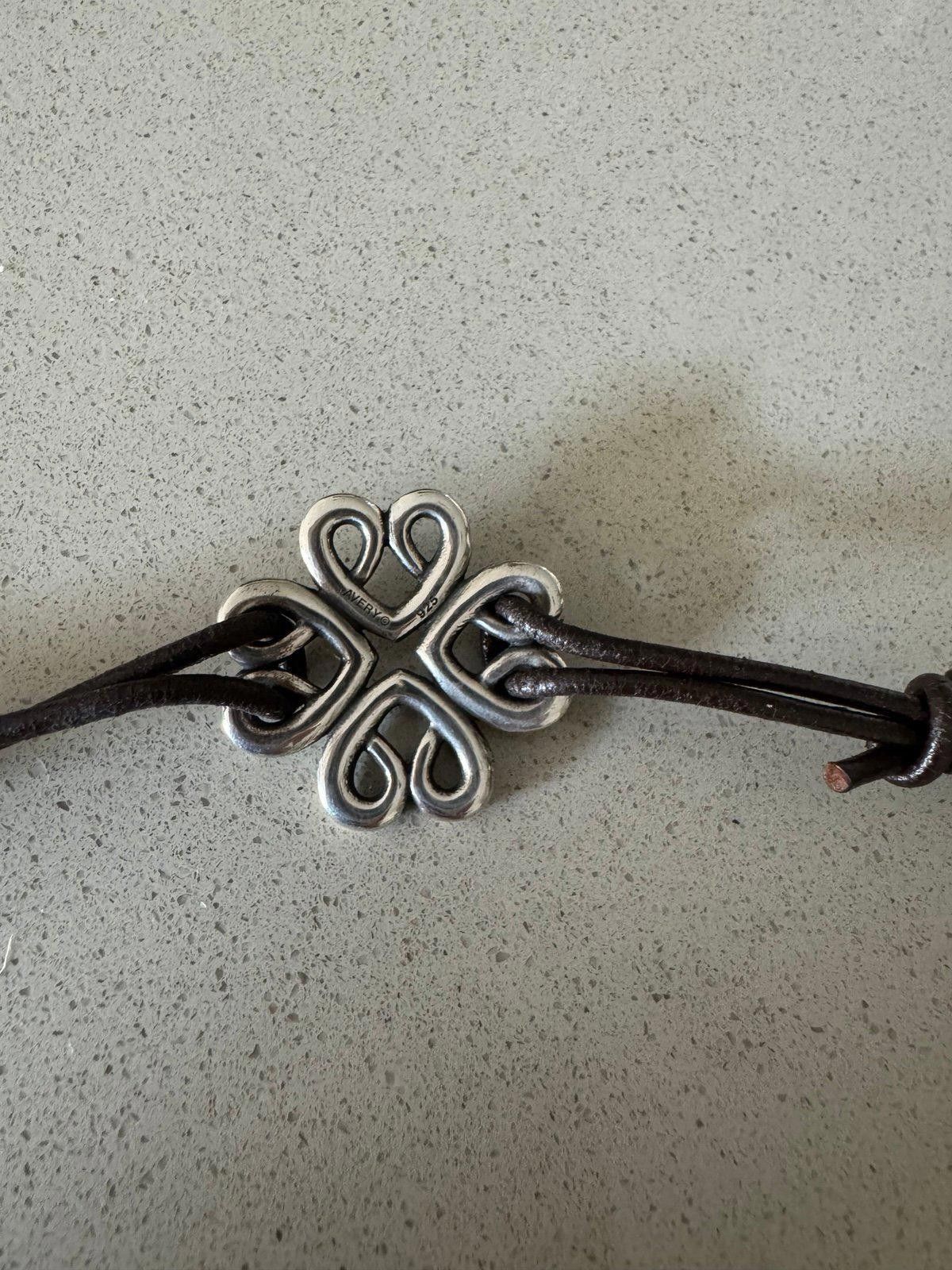 Designer Retired James Avery heart clover leather bracelet Size ONE SIZE - 3 Thumbnail