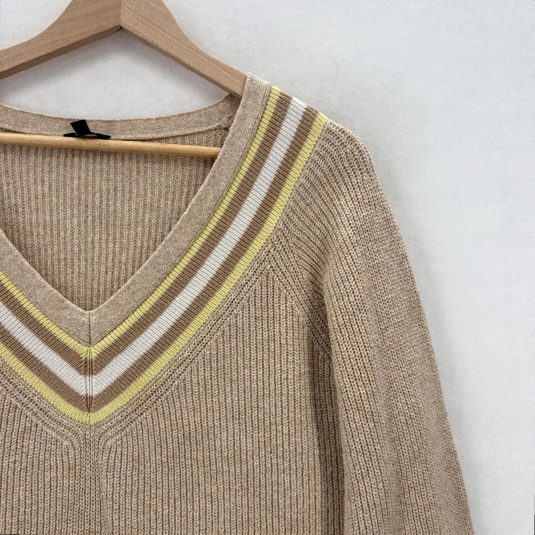 Talbots Talbots Womens 2X Beige V Neck Raglan Knit Pullover Varsity Stripe Plus Sweater Size XXL / US 16-18 / IT 52-54 - 2 Thumbnail