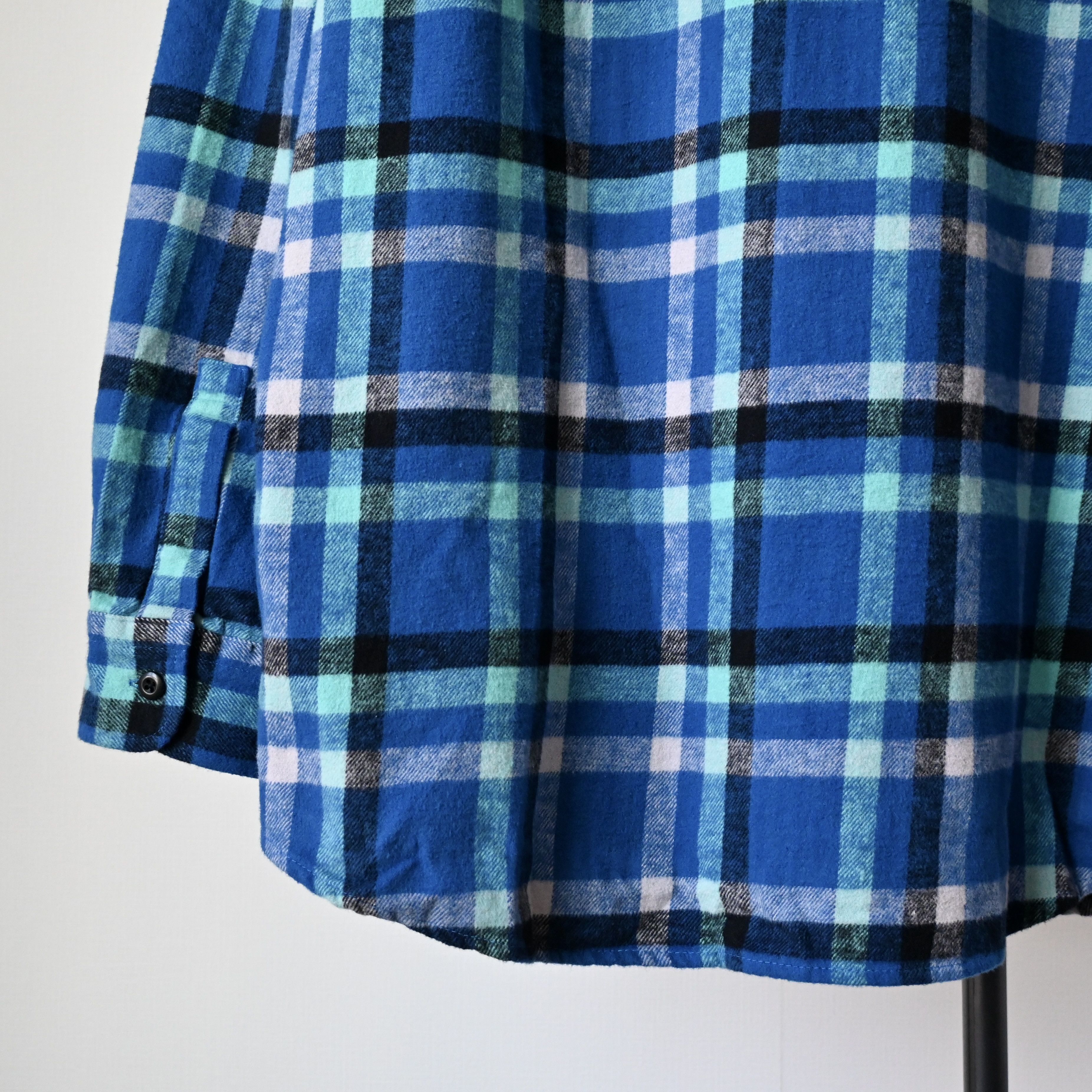 Uniqlo UNUSED, Vintage 2010 UNIQLO plaid cotton flannel shirt, L Size US L / EU 52-54 / 3 - 5 Thumbnail