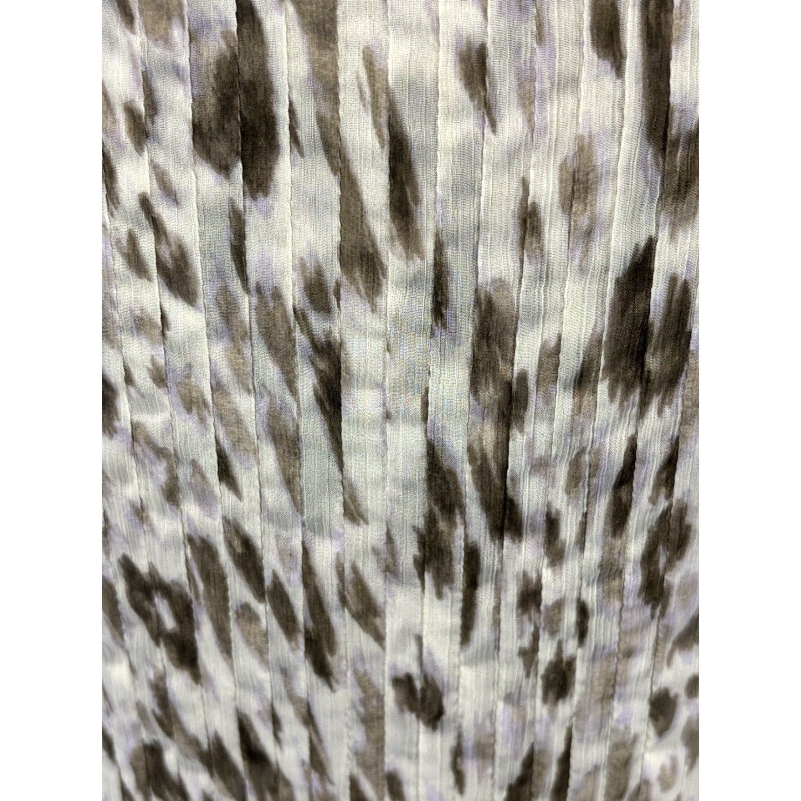 Vintage Chicos Blouse Shirt Womens Large Beige Animal Print Peasant Sheer Pleated Chiffon Polyester Button U.S. Size Large Size L / US 10 / IT 46 - 6 Thumbnail