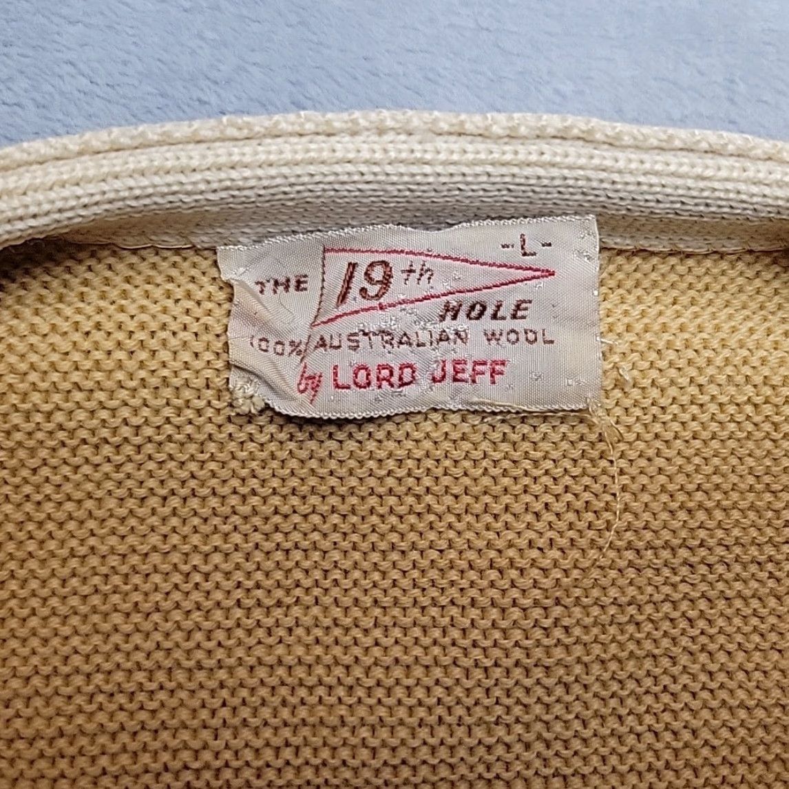 Vintage VINTAGE Lord Jeff 19th Hole Cardigan Mens L Tan 100% Australian Wool Golf VTG USA Cardigan Mens L Yellow Pockets Solid Wool 80s 70s Size US L / EU 52-54 / 3 - 4 Thumbnail