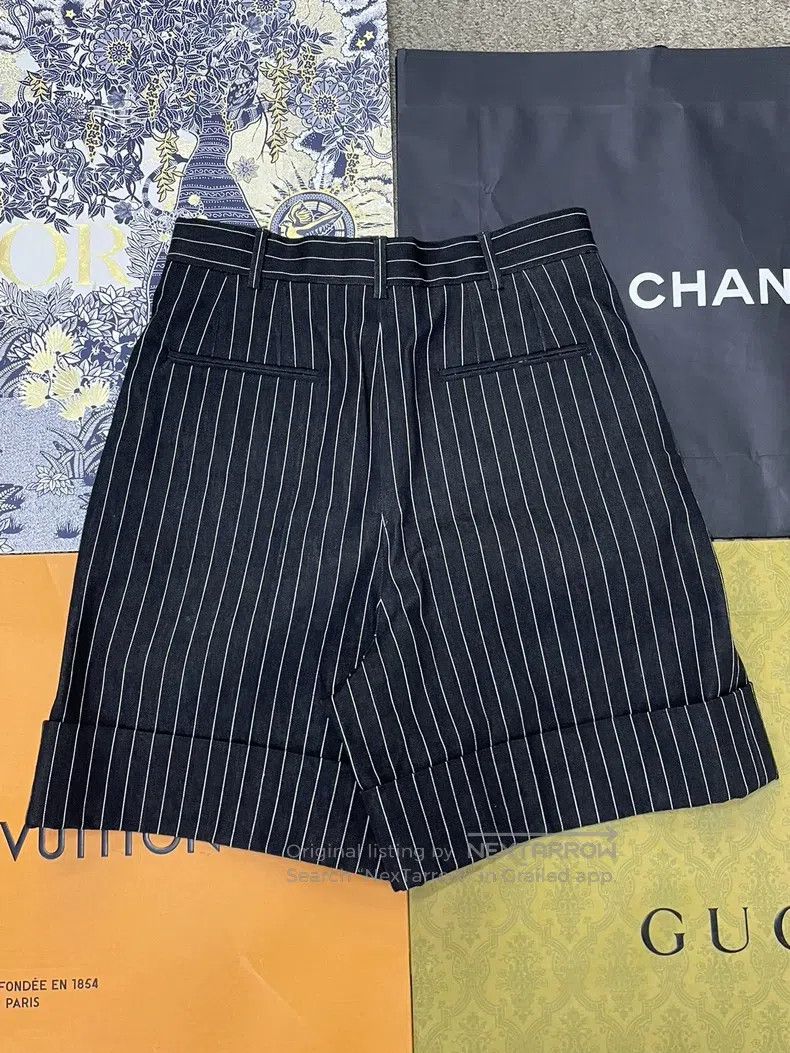 Chanel Chanel Black striped shorts Size 25" / US 0 / IT 36 - 2 Thumbnail