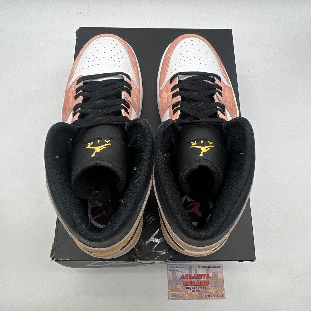 Nike Air Jordan 1 mid flight club Size US 10 / EU 43 - 9 Thumbnail