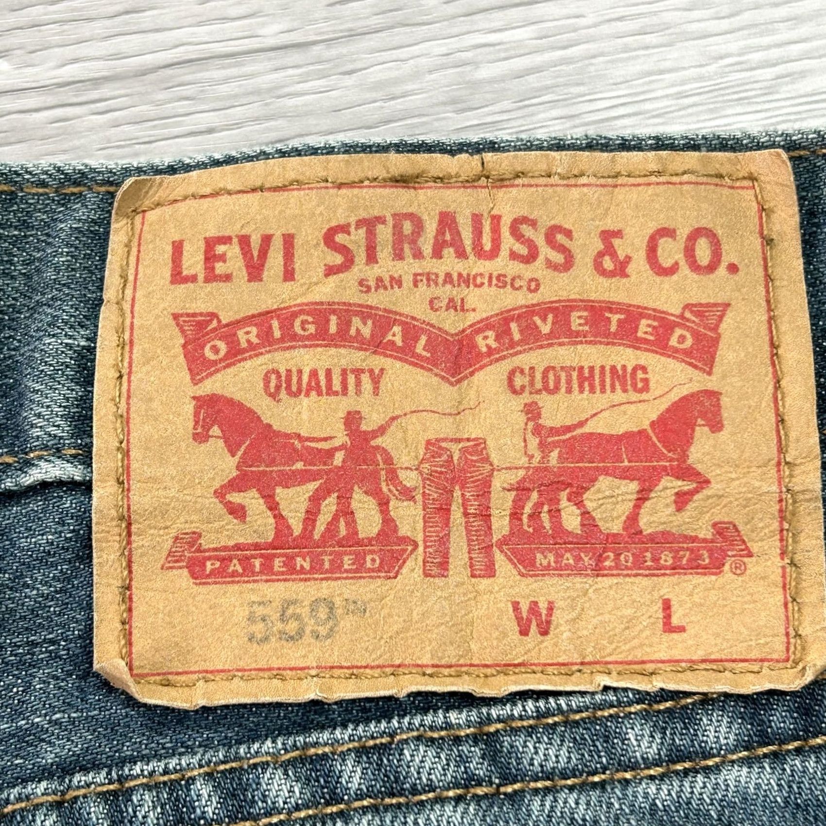 Levi's Levi's 559 Jeans Mens 44x29 Blue Denim Relaxed Straight Leg Medium Wash Size US 44 / EU 60 - 5 Thumbnail