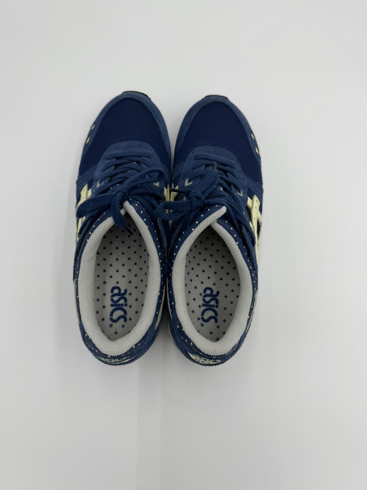 Asics Gel-Lyte III Glow in the Dark Size US 10.5 / EU 43-44 - 4 Thumbnail