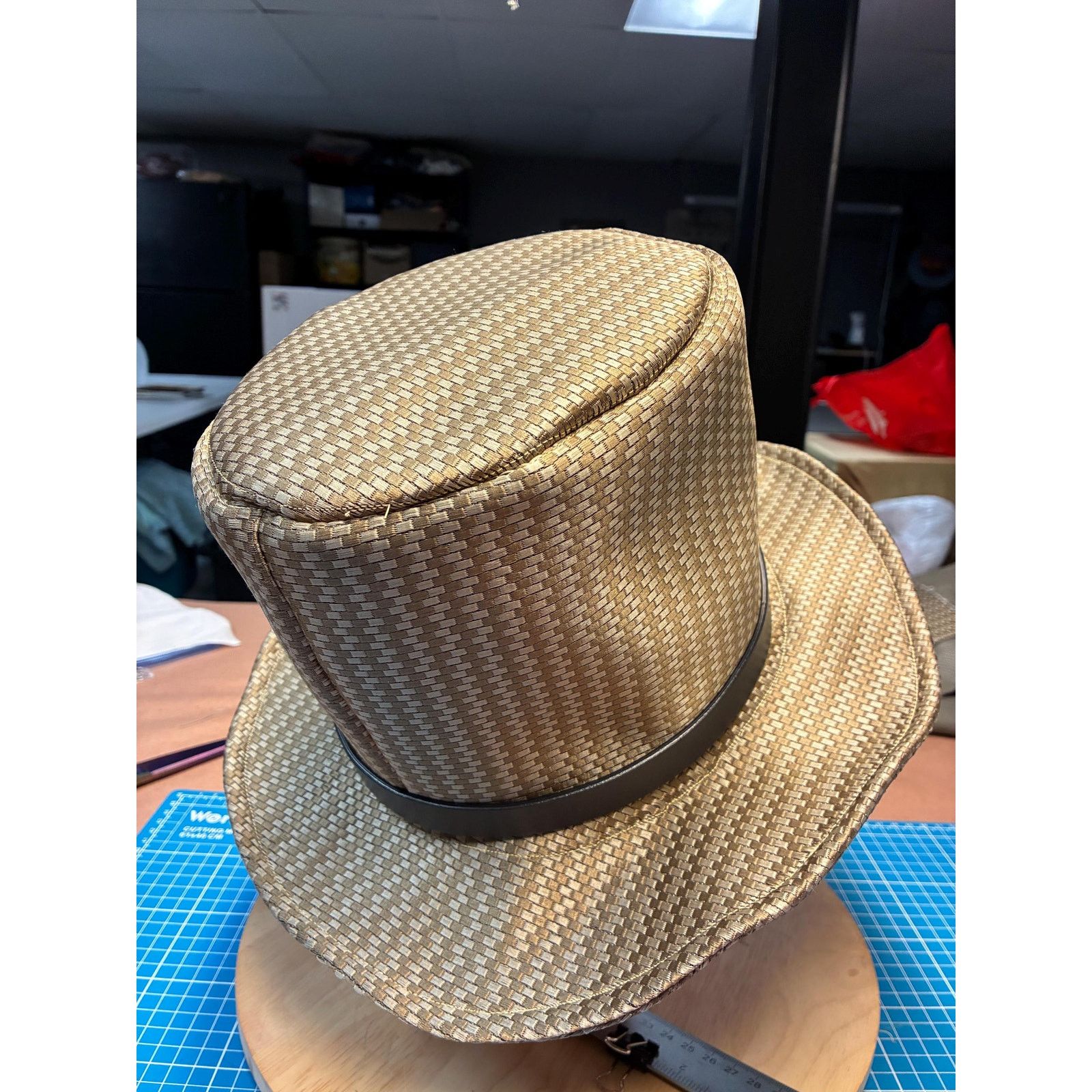 Other Rock & Roll Top Hat, Handcrafted, Gold Woven Western Size ONE SIZE - 7 Thumbnail