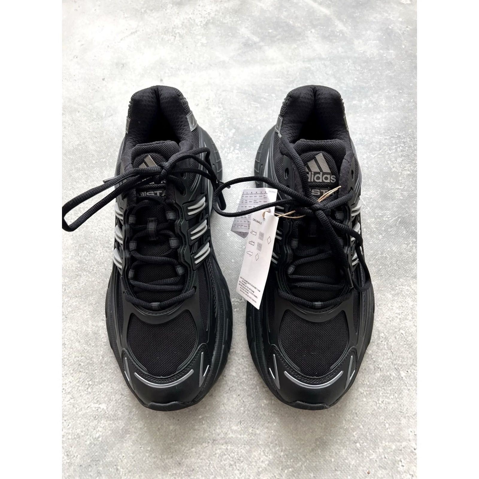 Adidas ADIDAS adistar Sneaker Men US 11, UK 10.5, EUR 45 1/3, 290 mm Black HQ7555 2.0 Squid Core Black Silver Size US 11 Size US 11 / EU 44 - 5 Thumbnail